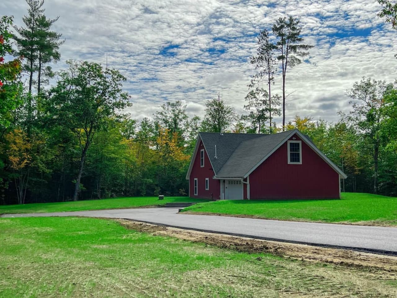 The White Mountain Dream Cabin - sits on 4 acres and was built with quality in mind!