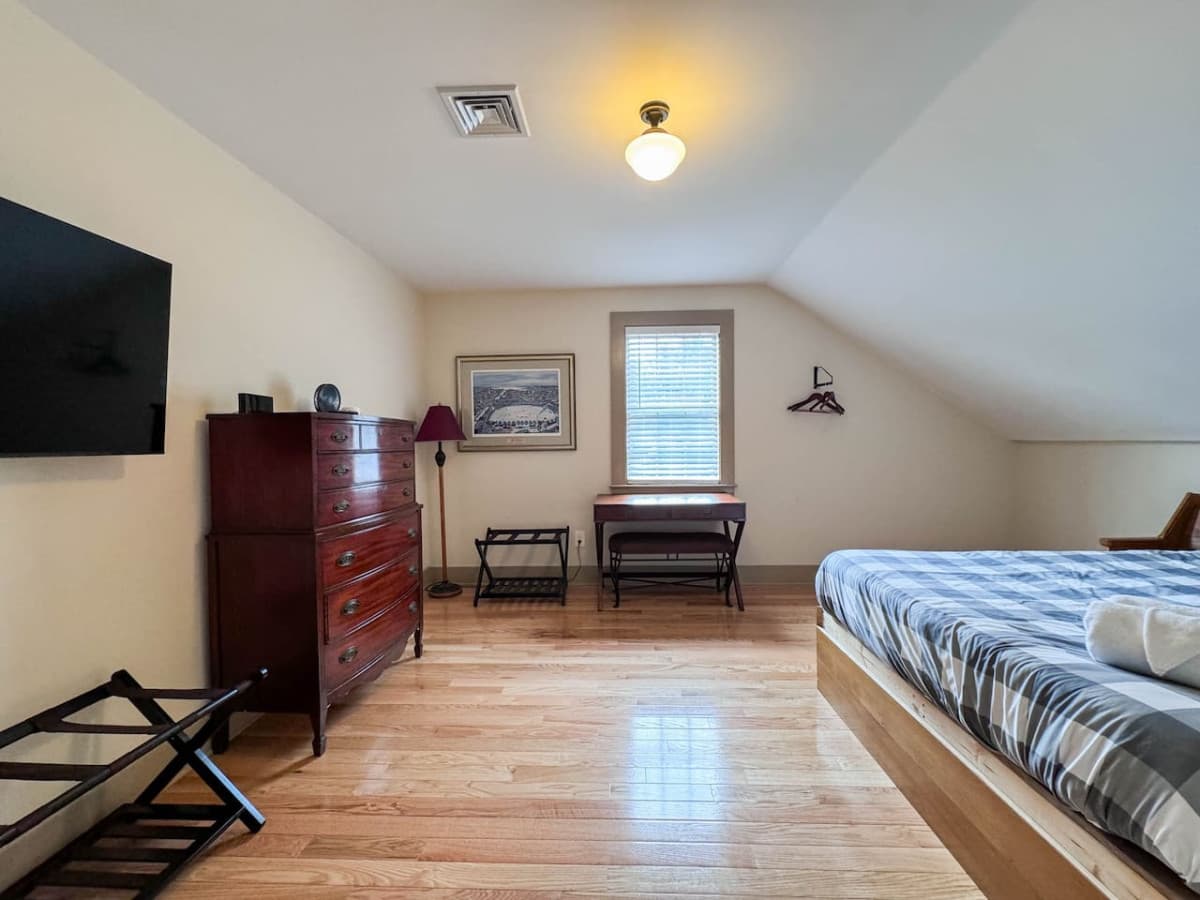 Gallery Image 58