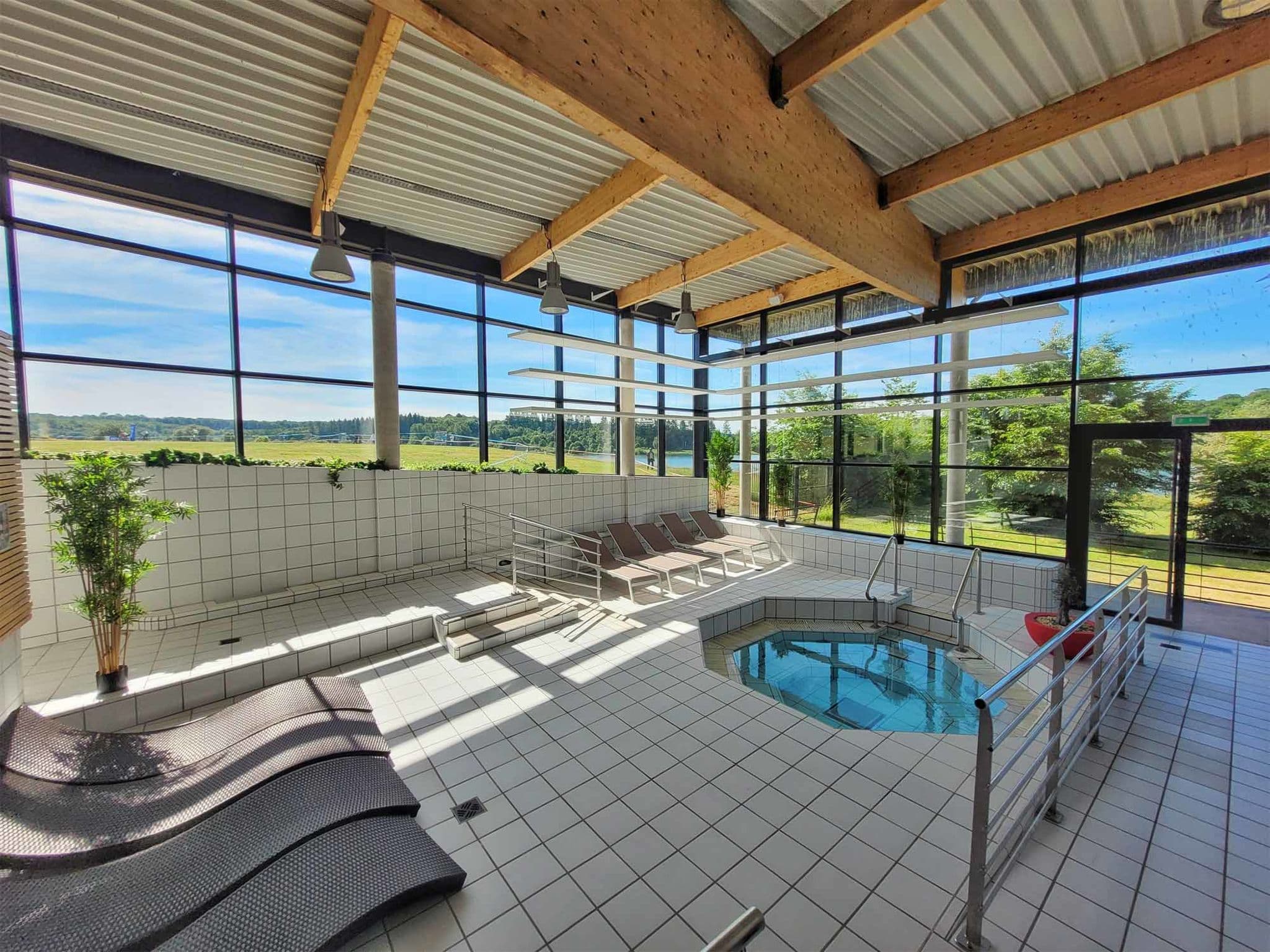 Pool Indoor