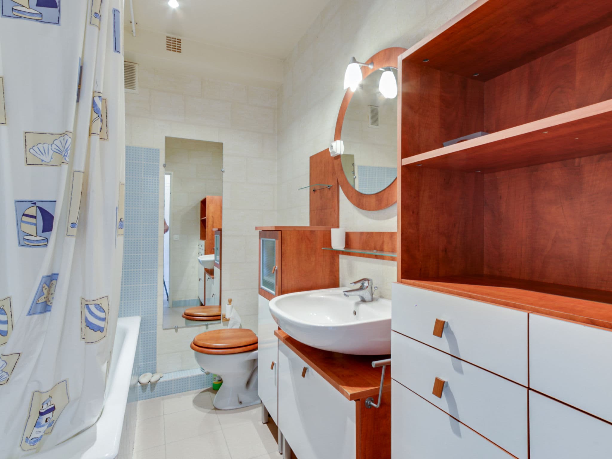 Bathroom / Wellness