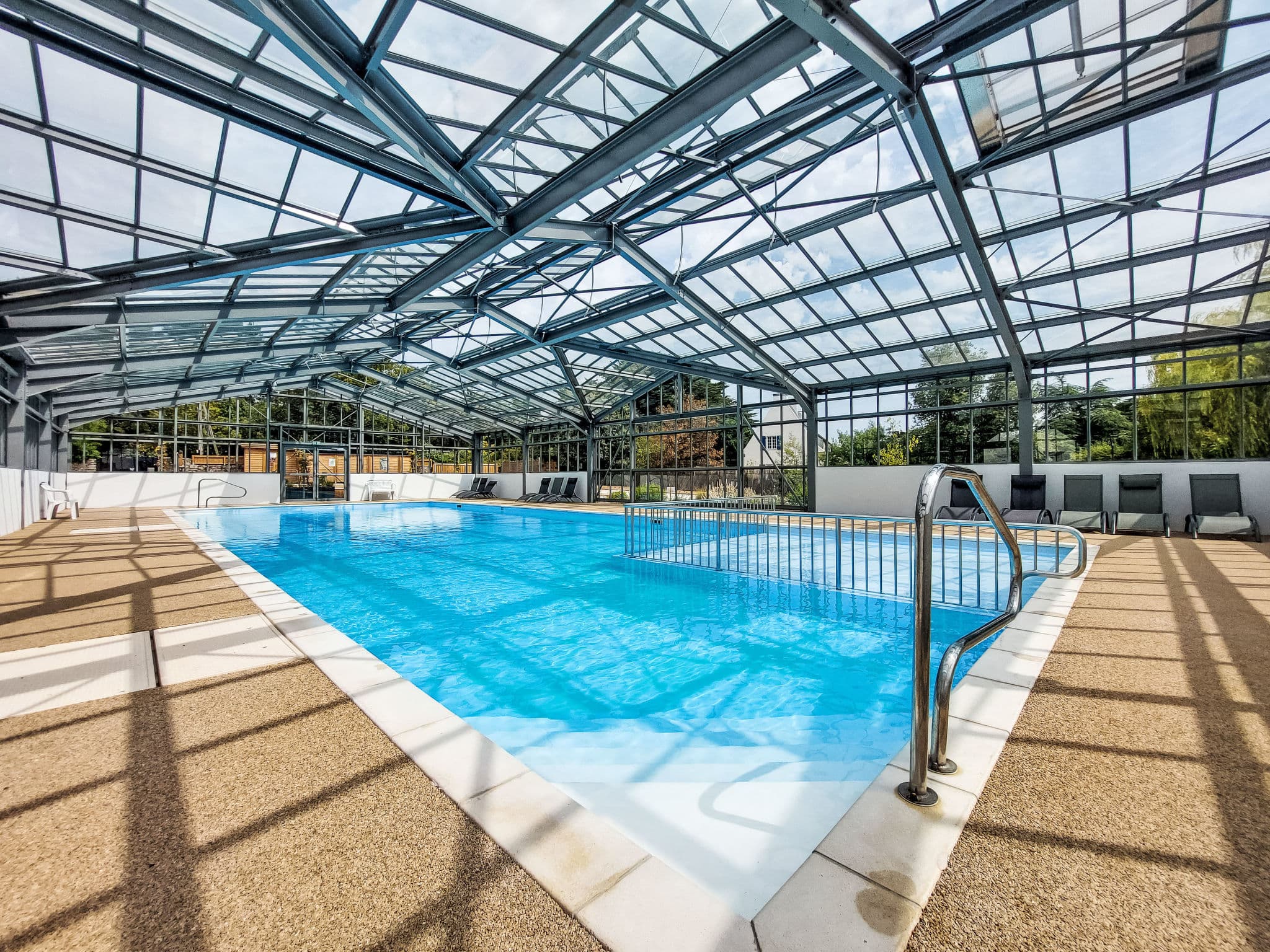 Pool Indoor