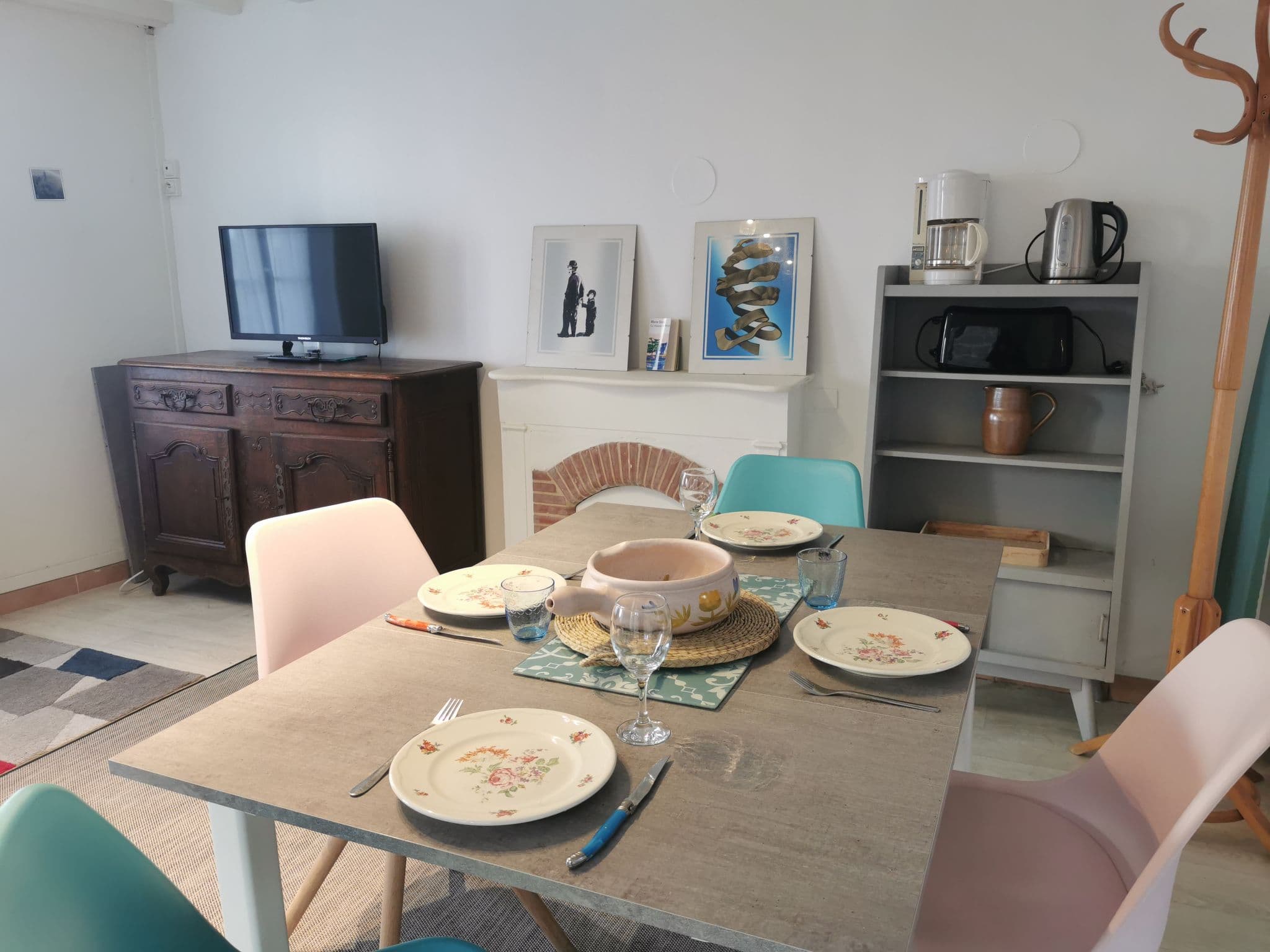 Kitchen / Dining Room