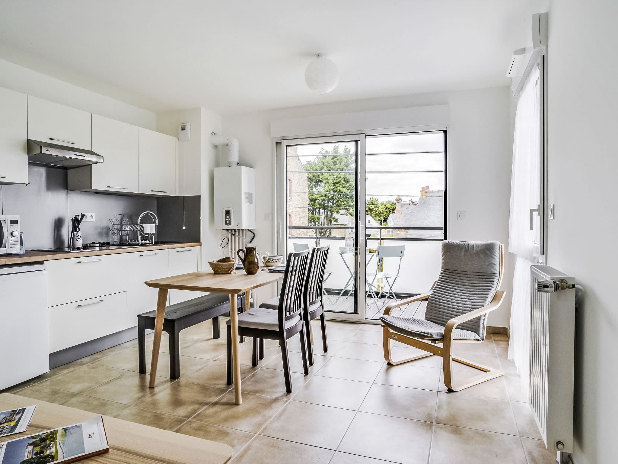 Kitchen / Dining Room