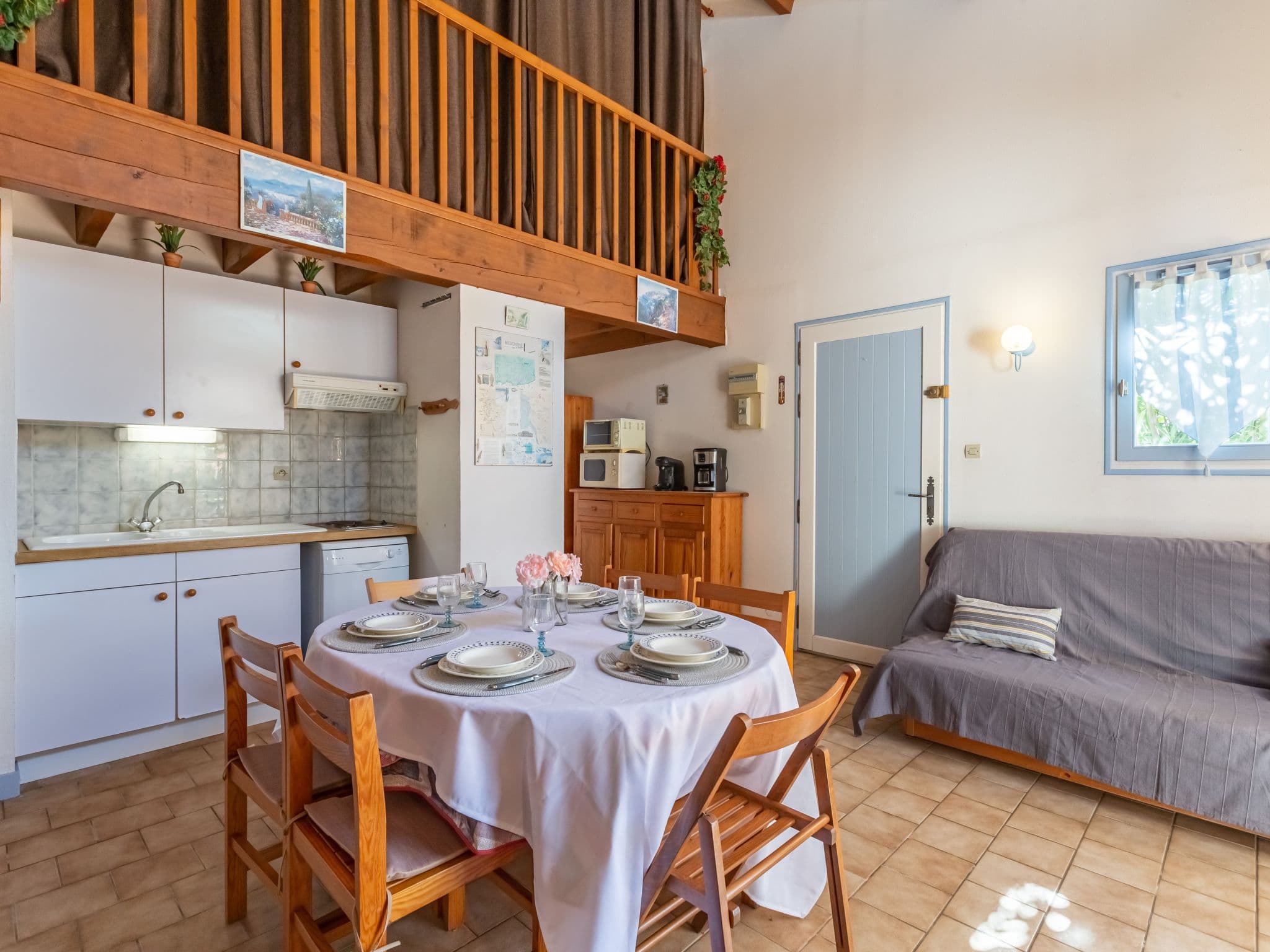 Kitchen / Dining Room