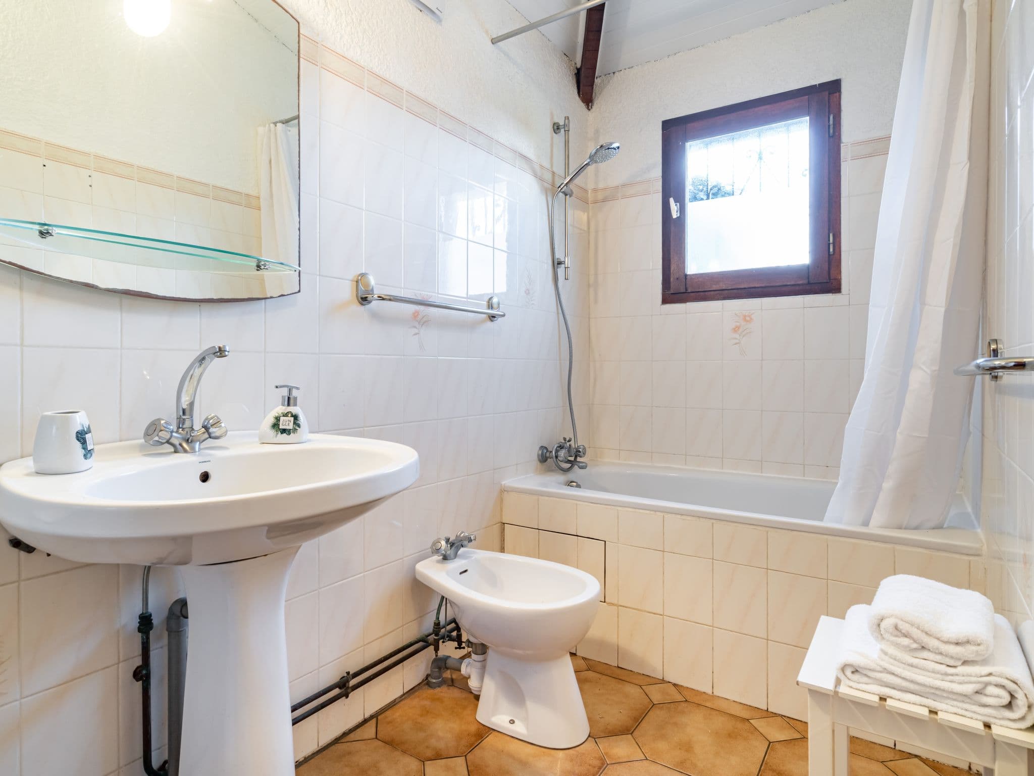Bathroom / Wellness