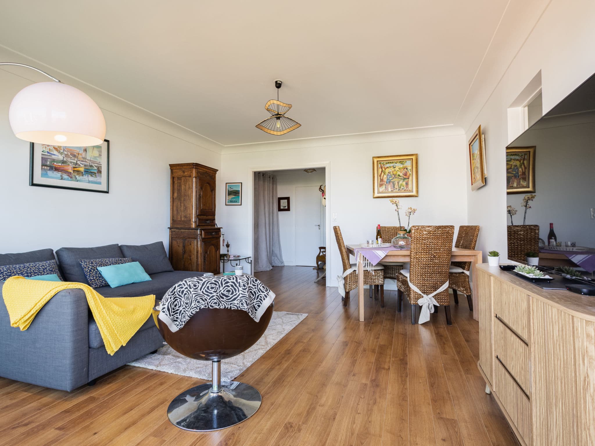 Kitchen / Dining Room