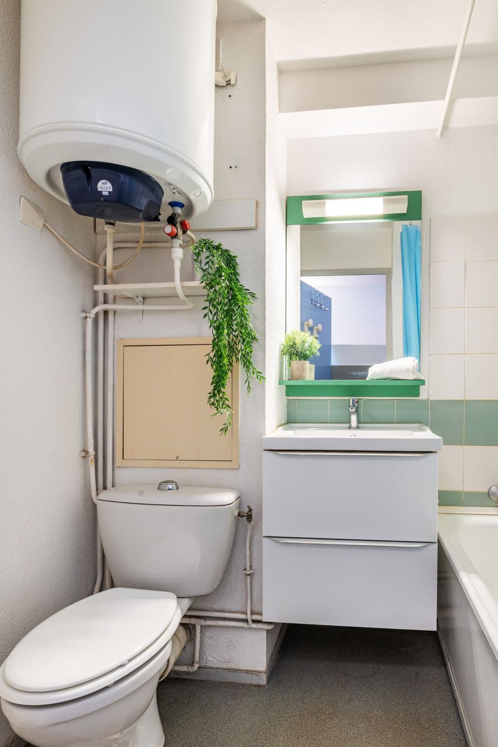 Bathroom / Wellness