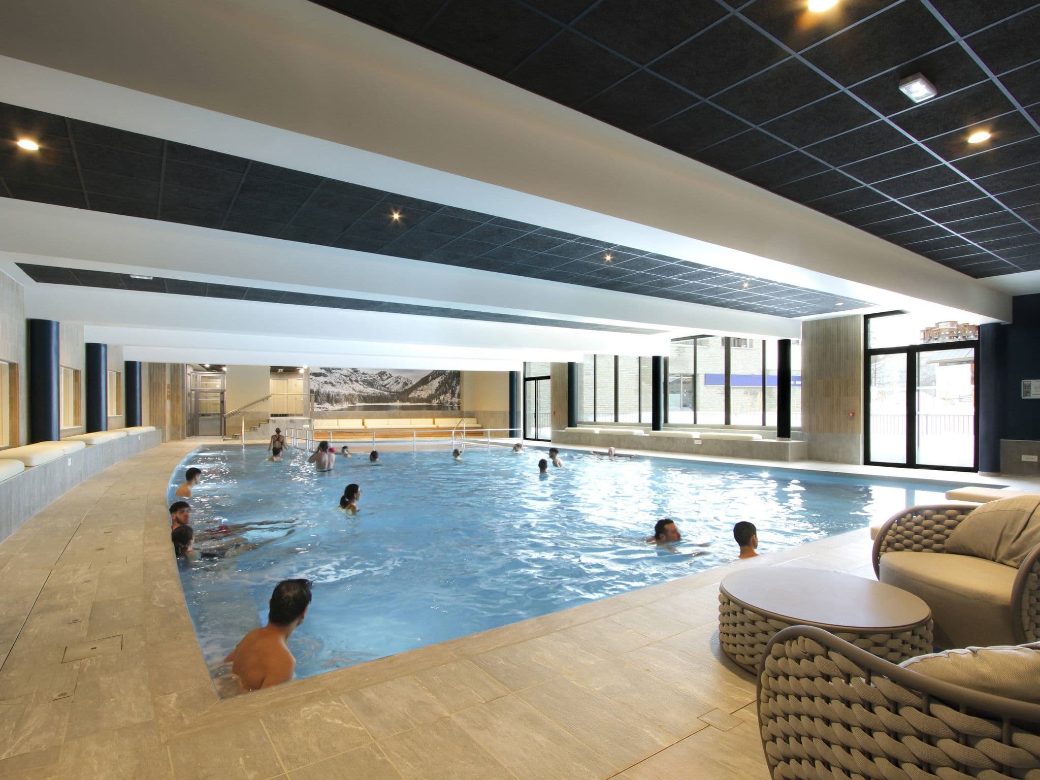 Pool Indoor