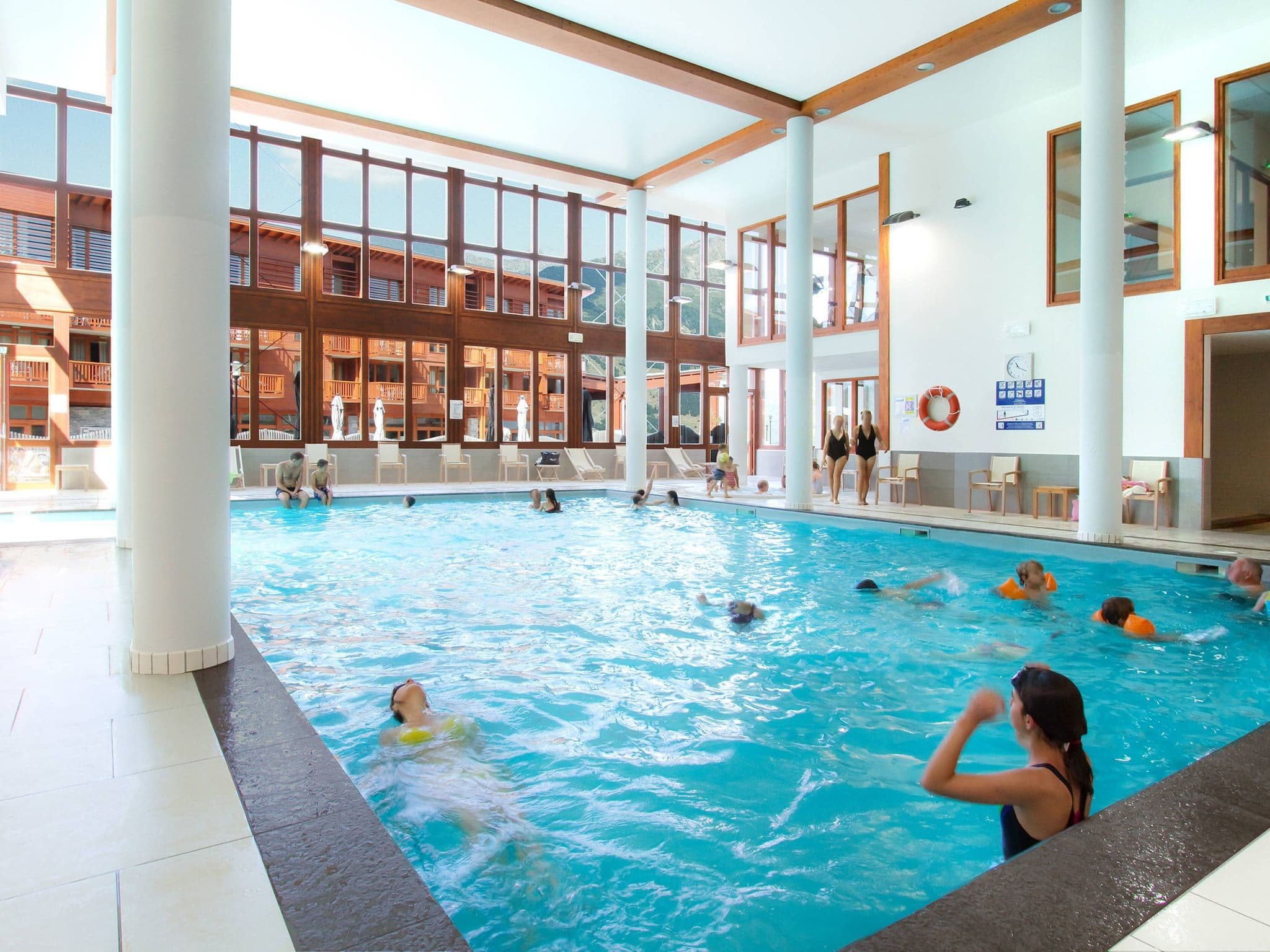 Pool Indoor