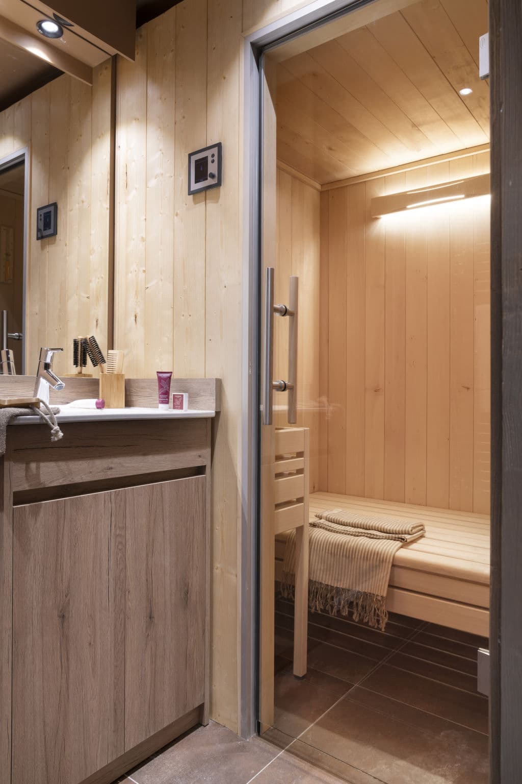 Bathroom / Wellness