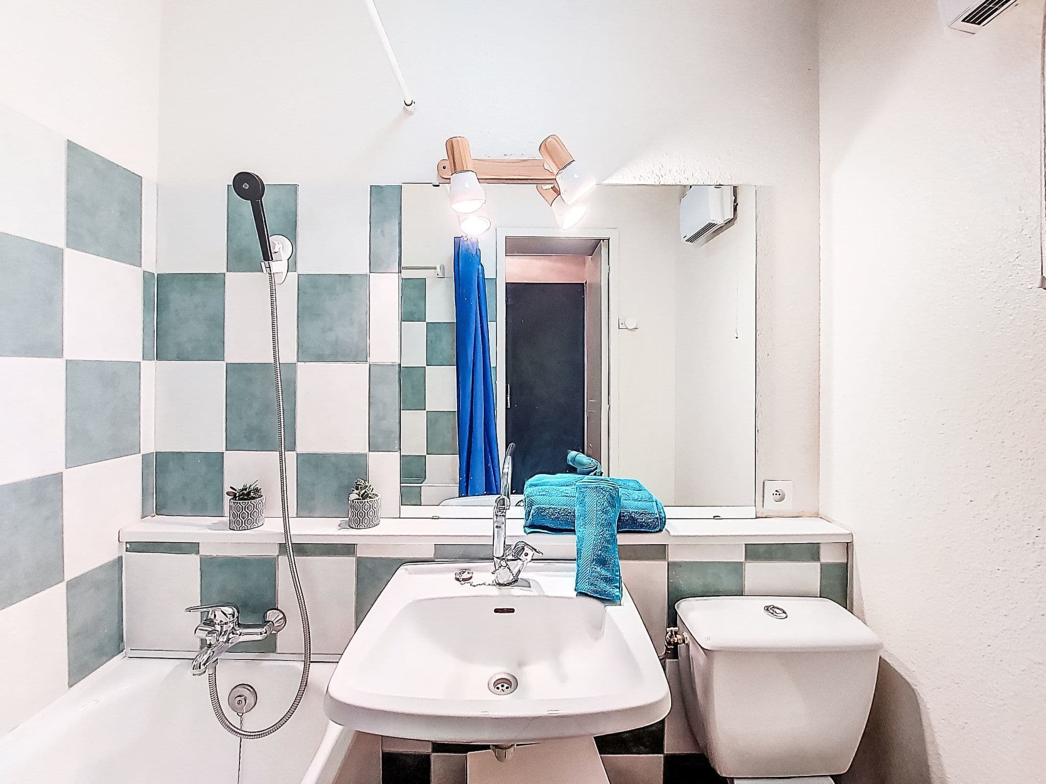 Bathroom / Wellness