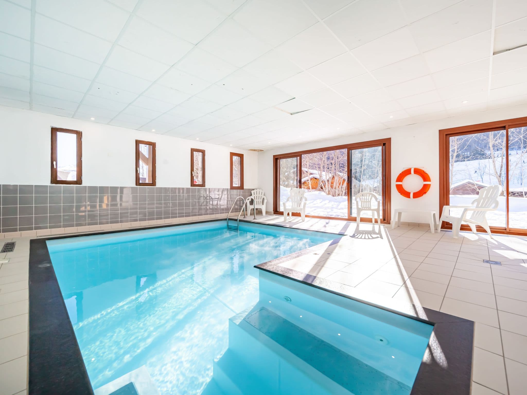 Pool Indoor