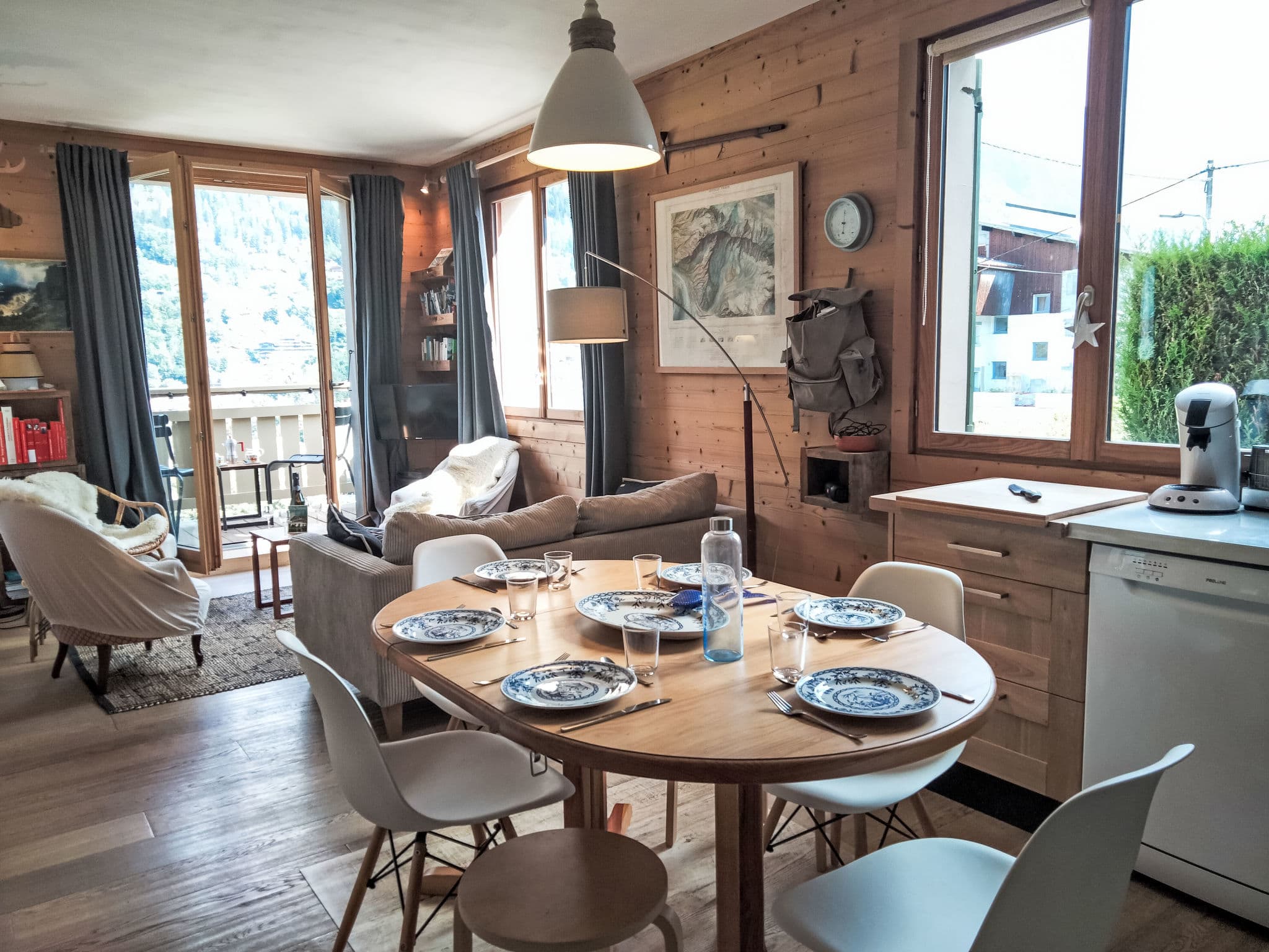 Kitchen / Dining Room