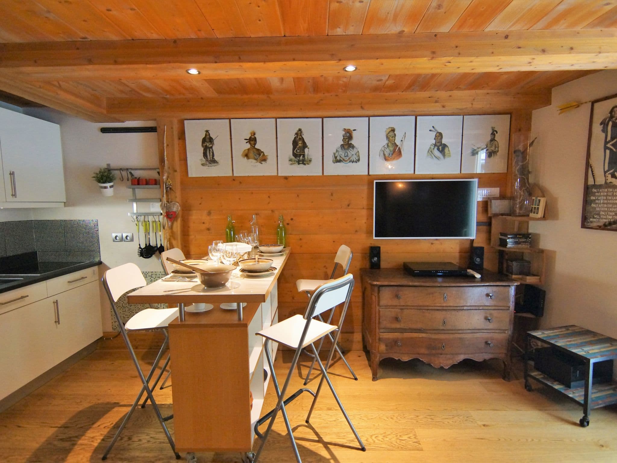 Kitchen / Dining Room