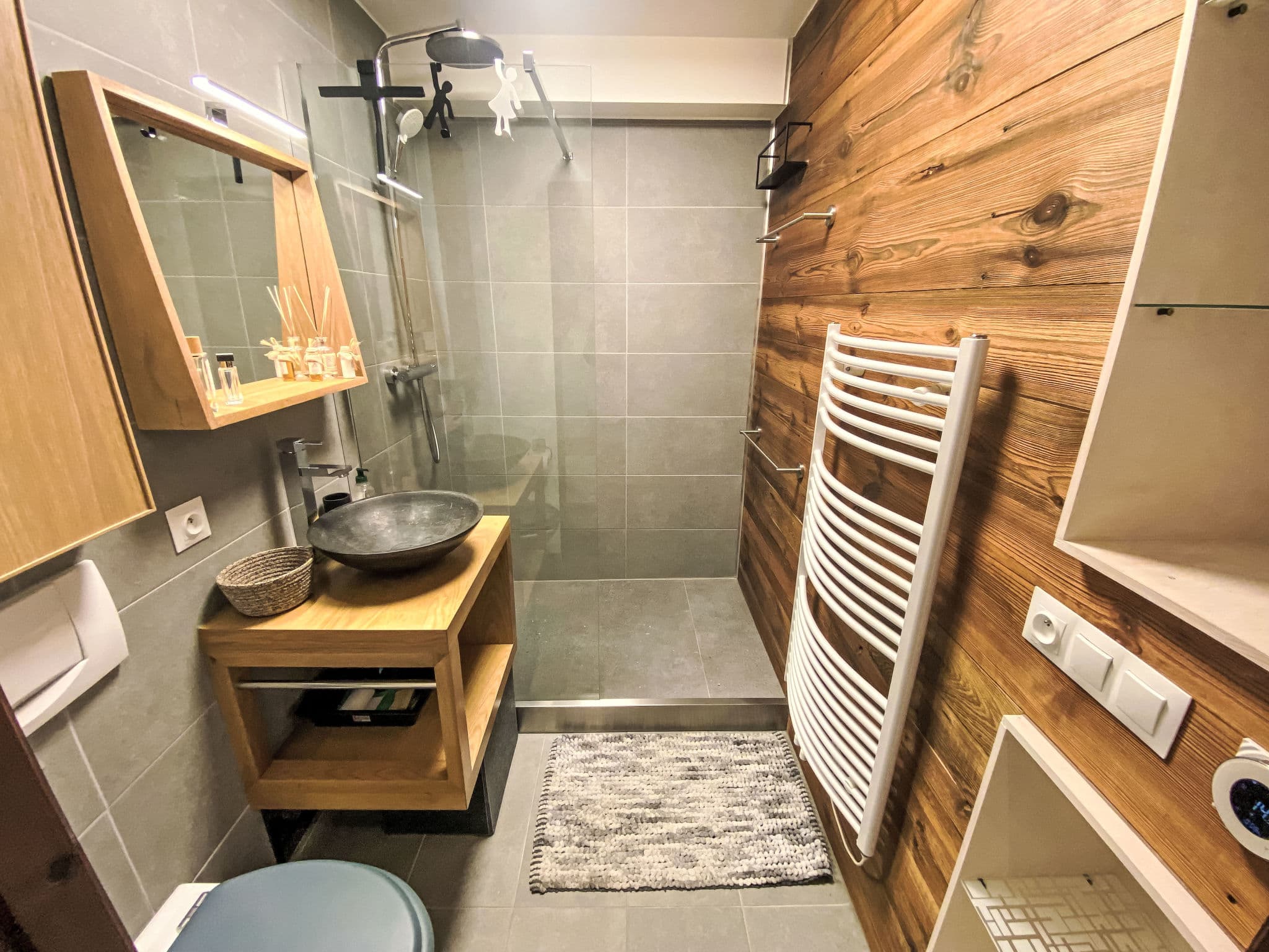 Bathroom / Wellness