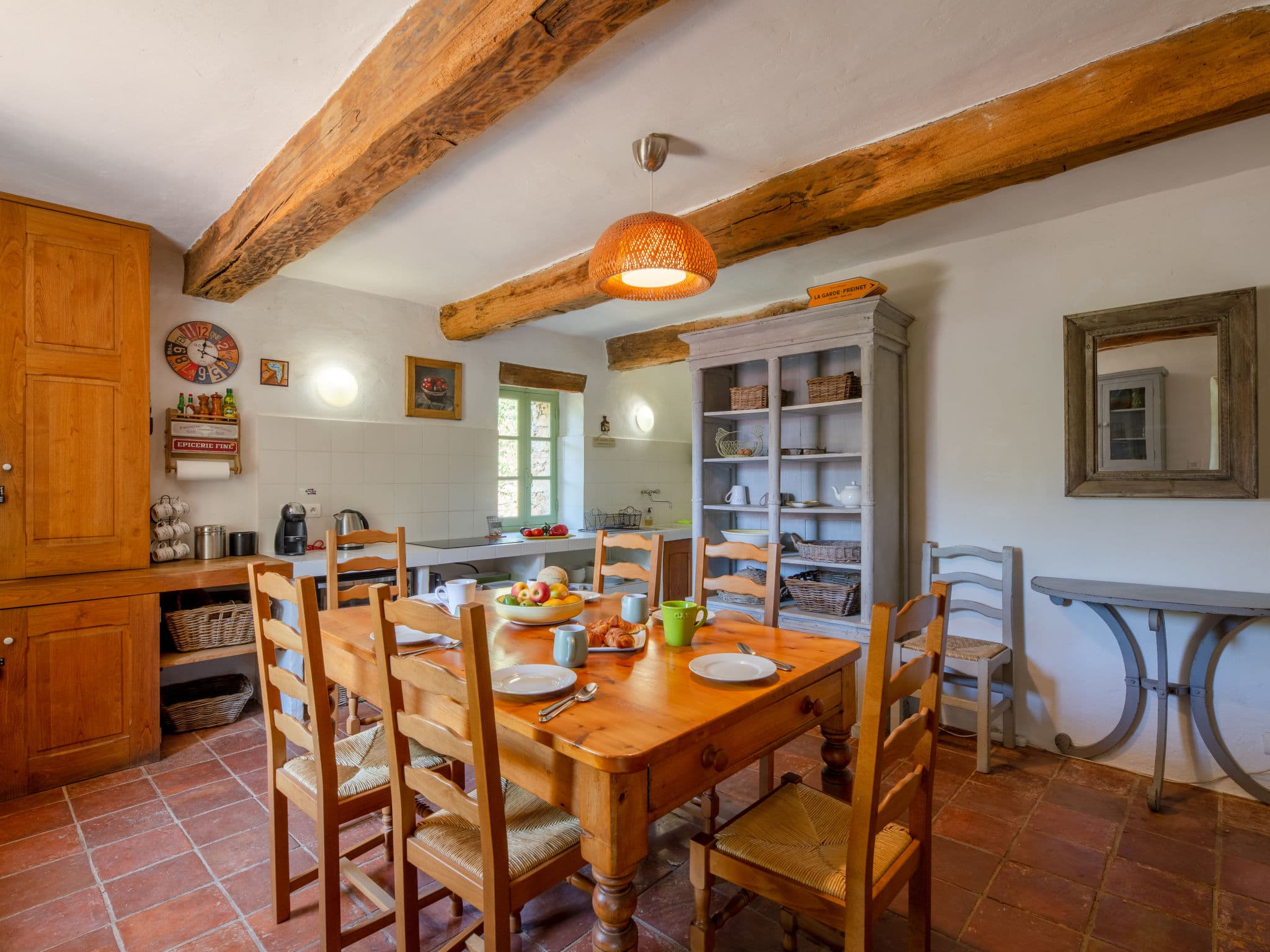 Kitchen / Dining Room