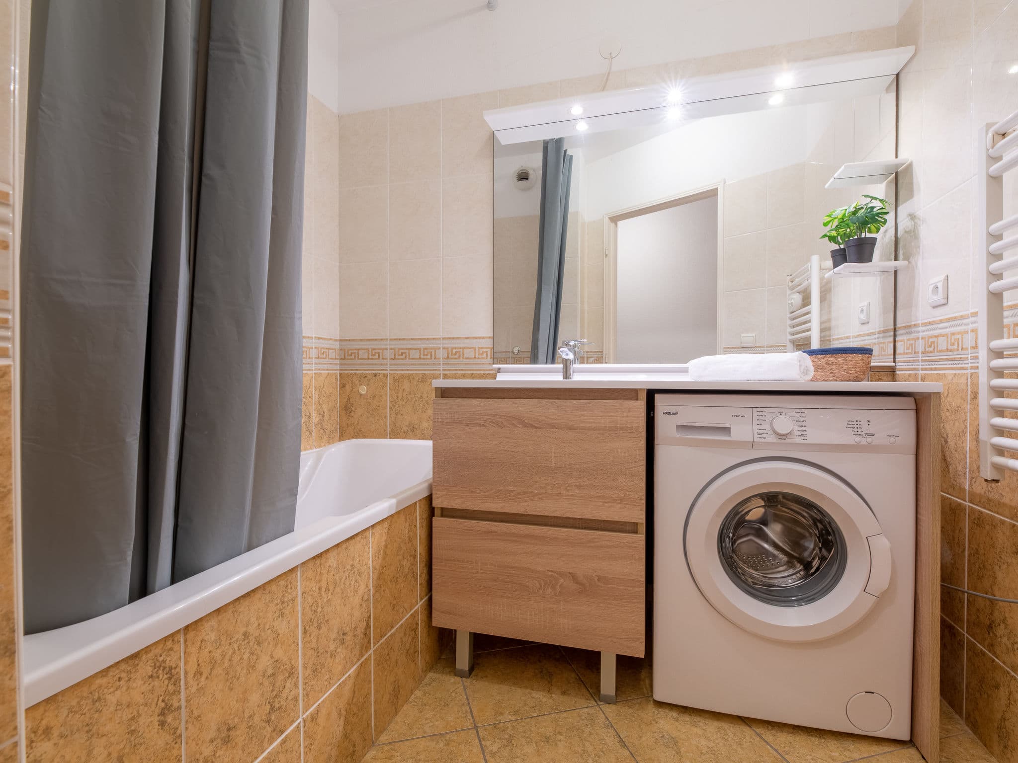 Bathroom / Wellness