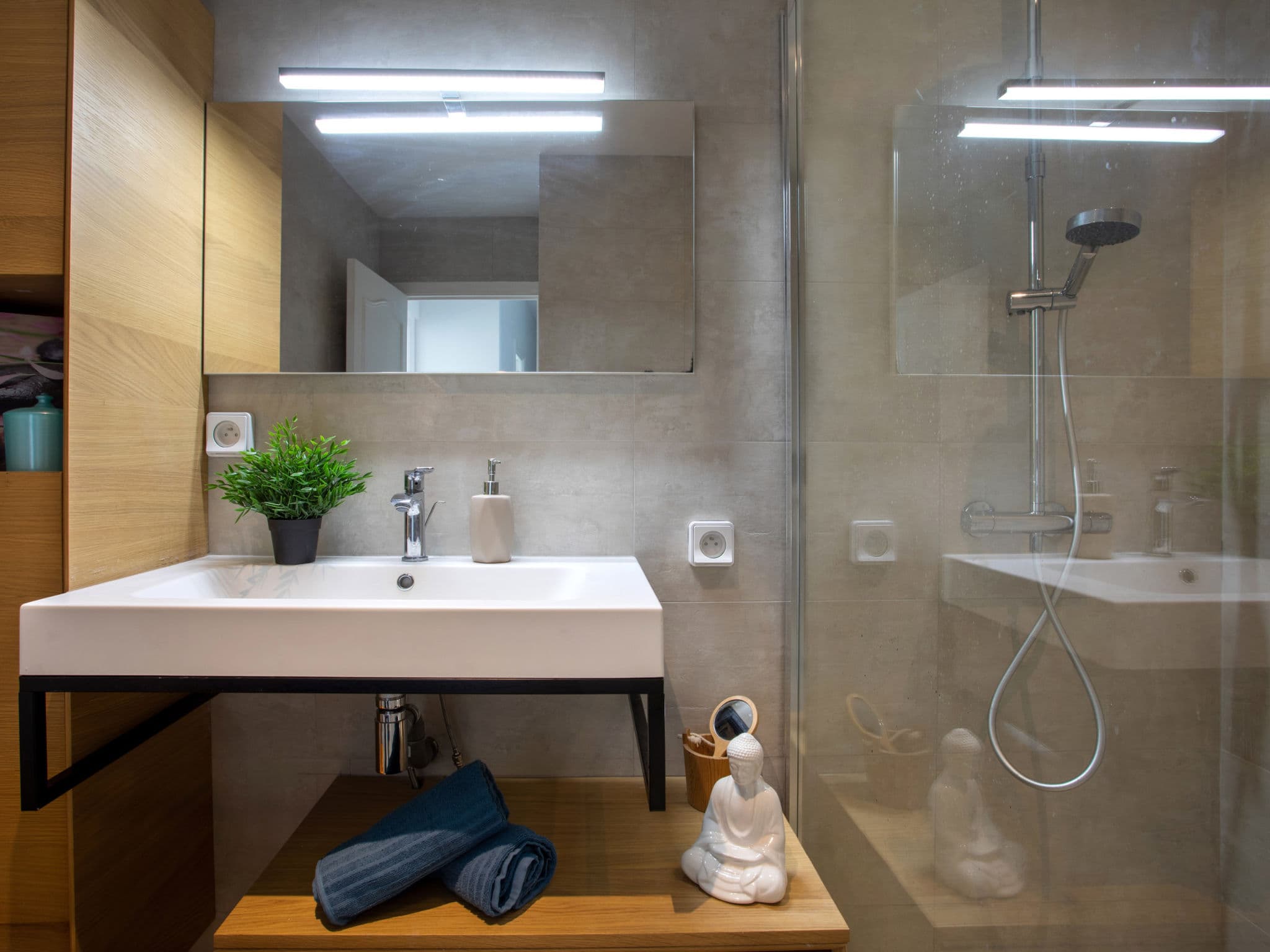 Bathroom / Wellness
