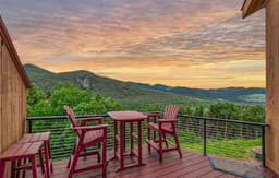 Serene Mountaintop Escape | Best Views in Bartlett