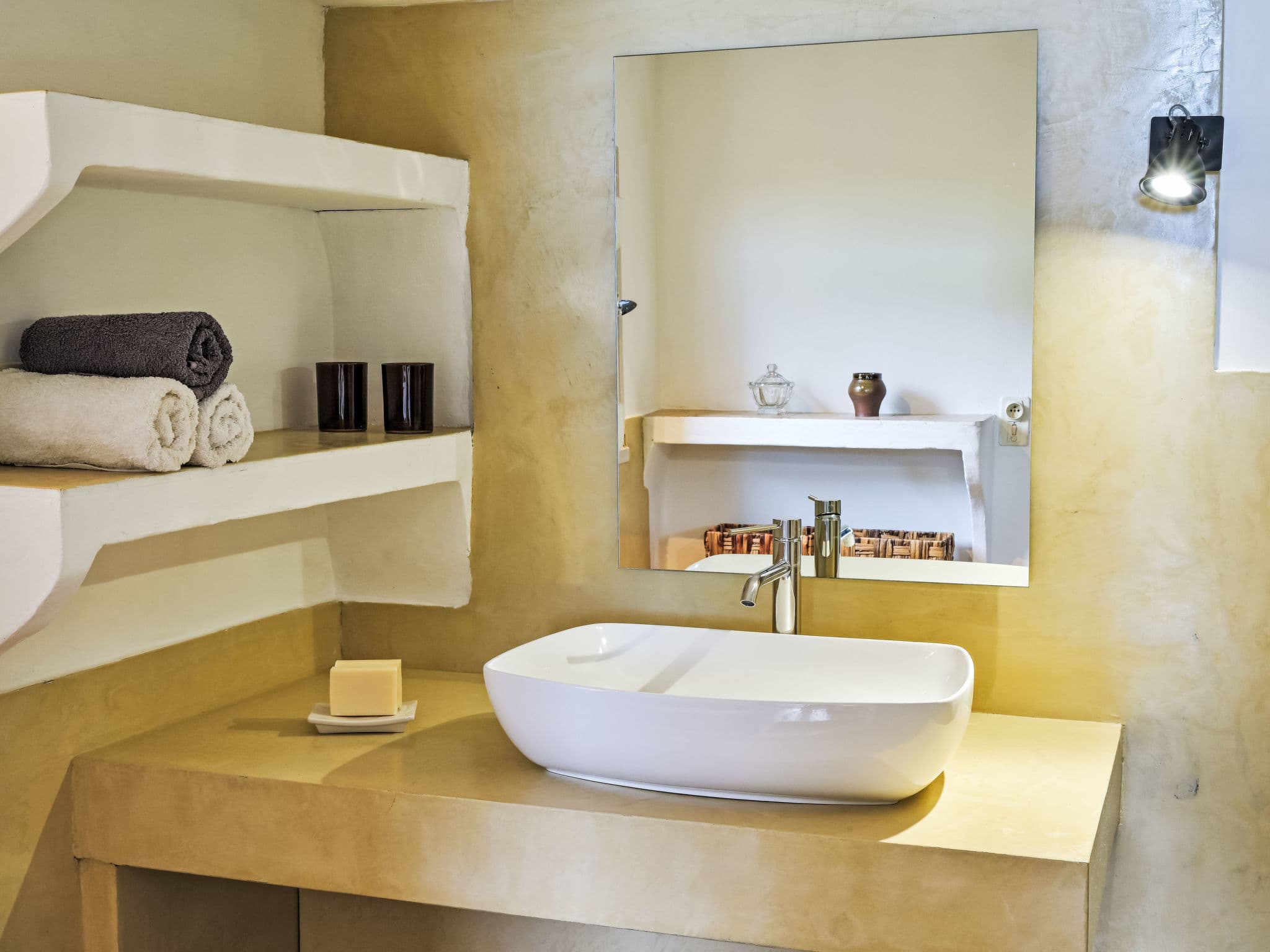 Bathroom / Wellness