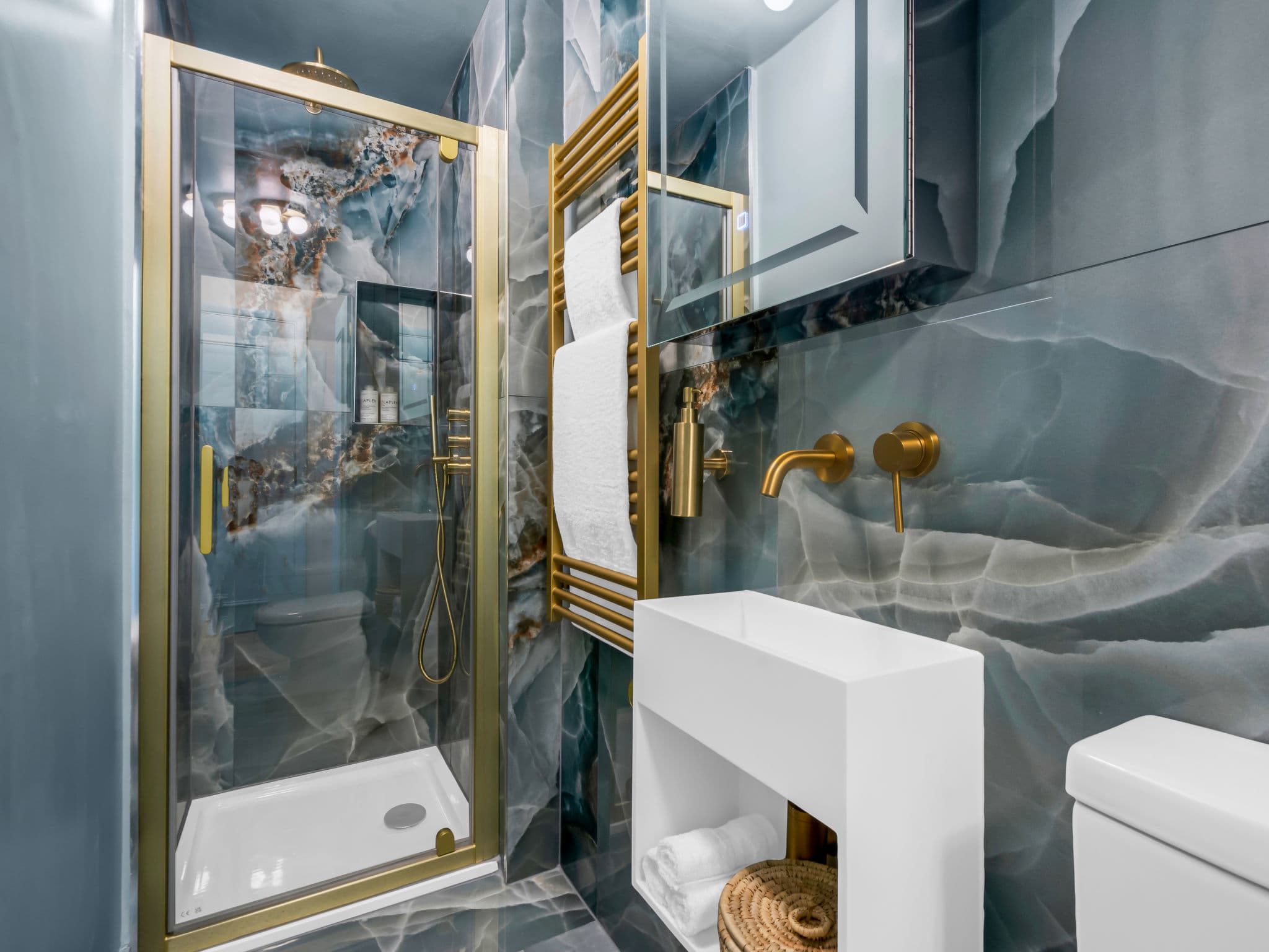 Bathroom / Wellness