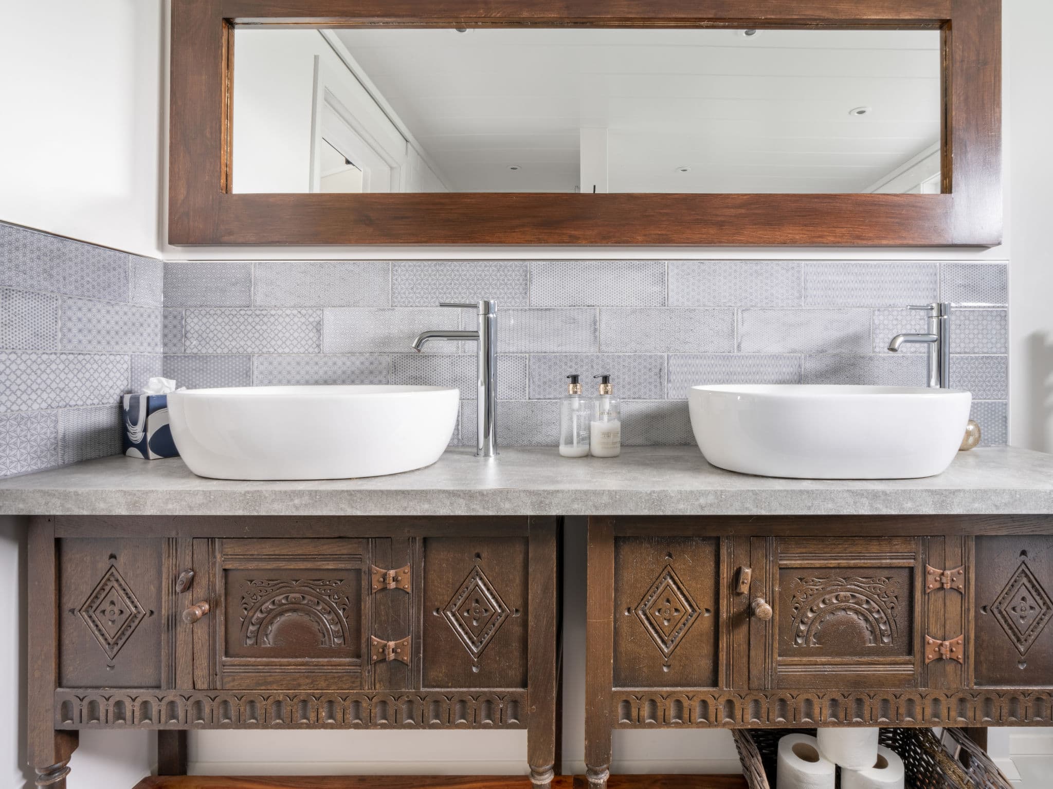 Bathroom / Wellness