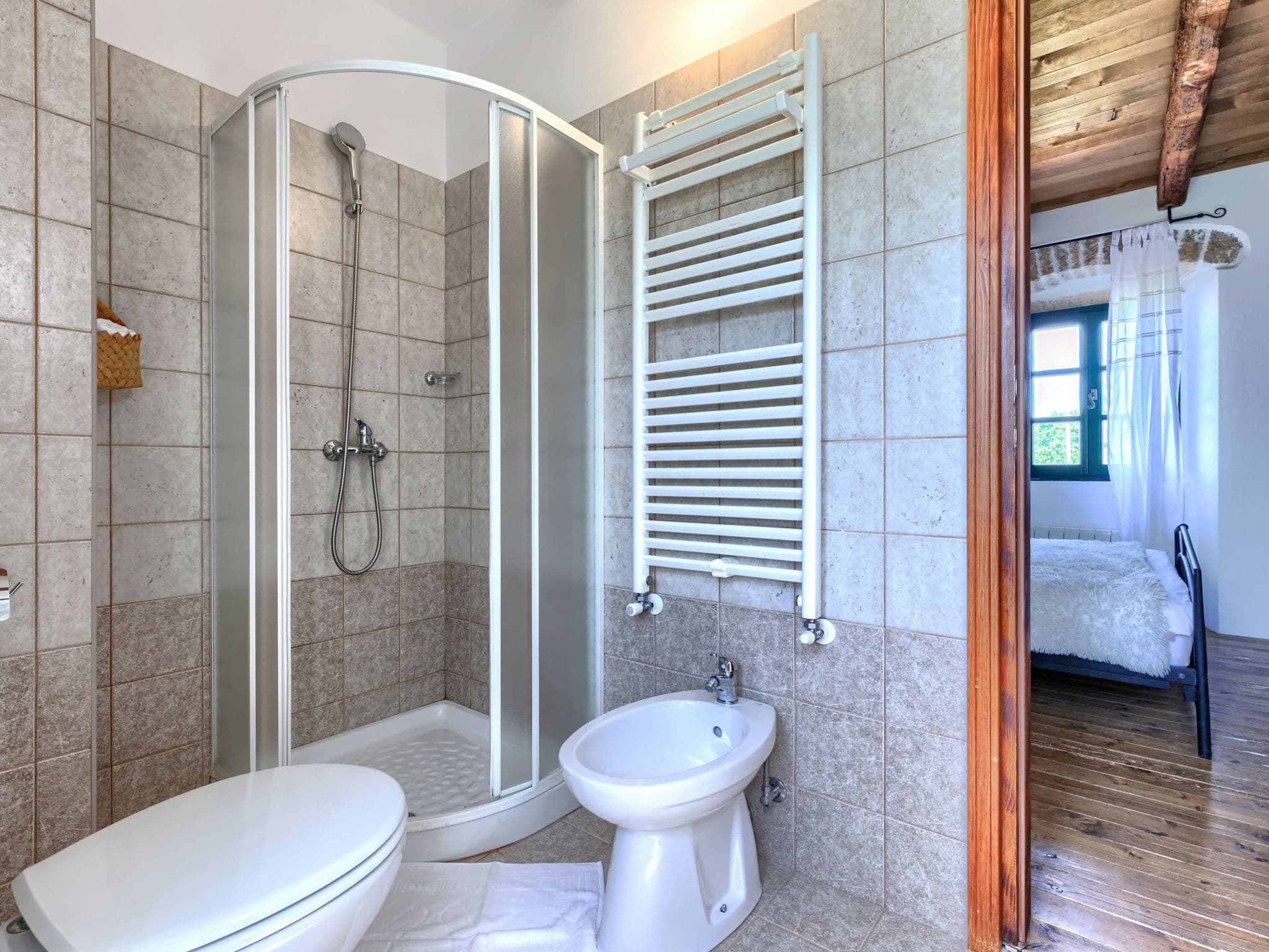 Bathroom / Wellness