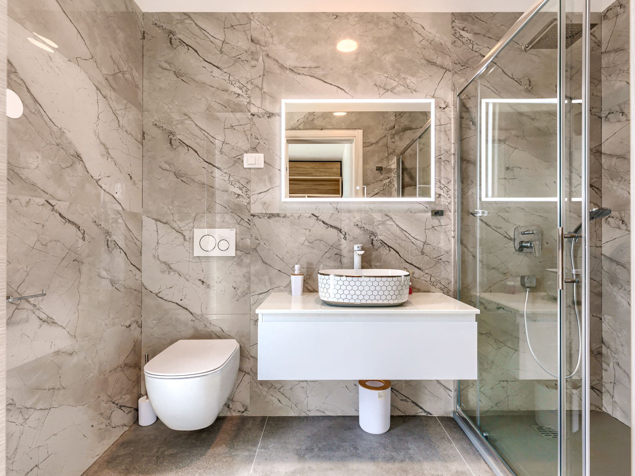 Bathroom / Wellness