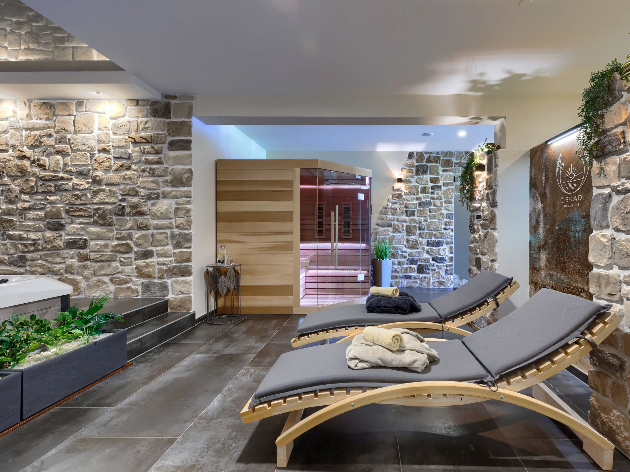 Bathroom / Wellness