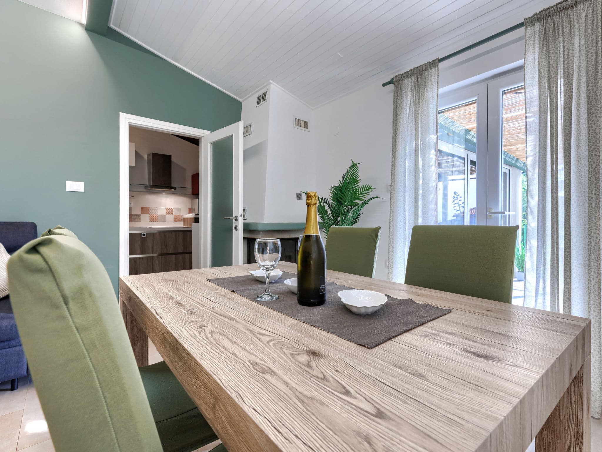 Kitchen / Dining Room