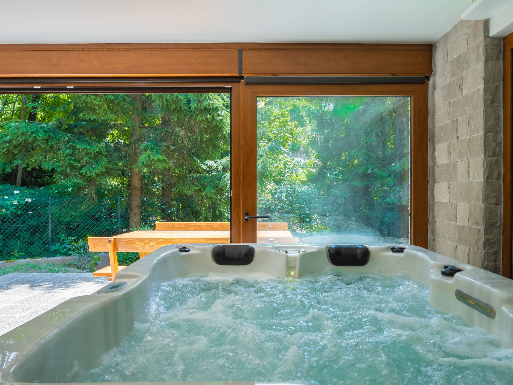 Pool Indoor