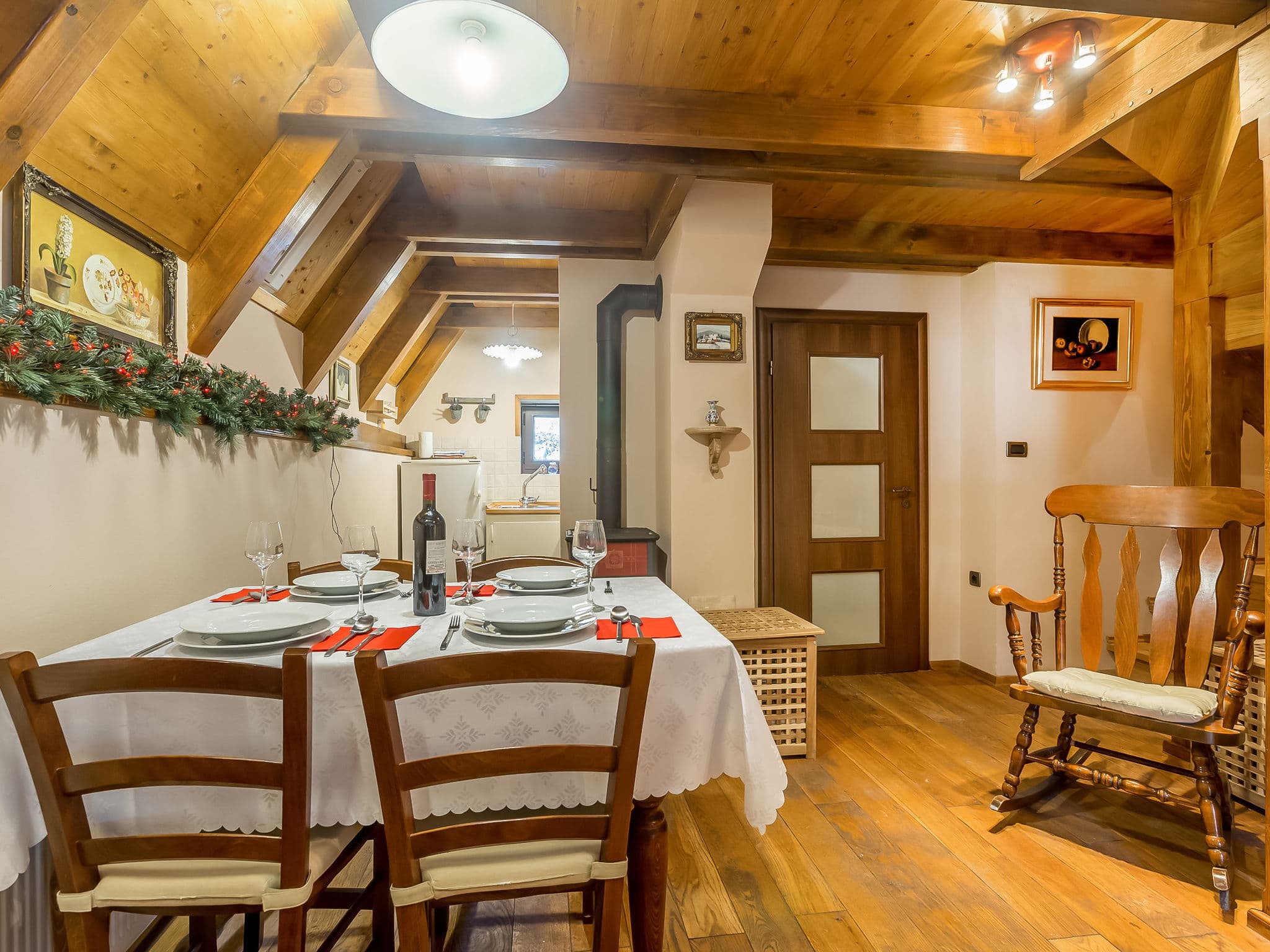 Kitchen / Dining Room