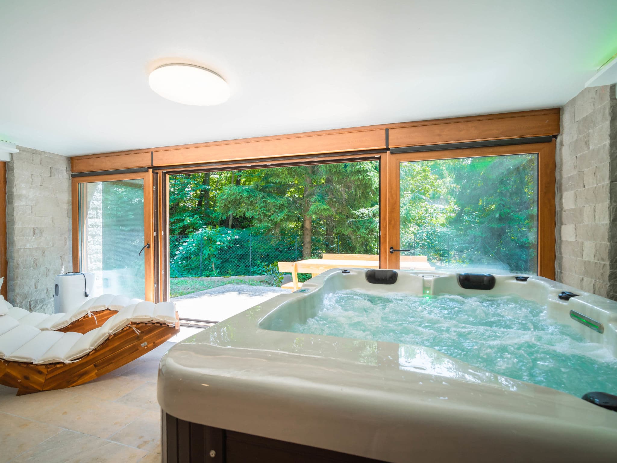 Pool Indoor
