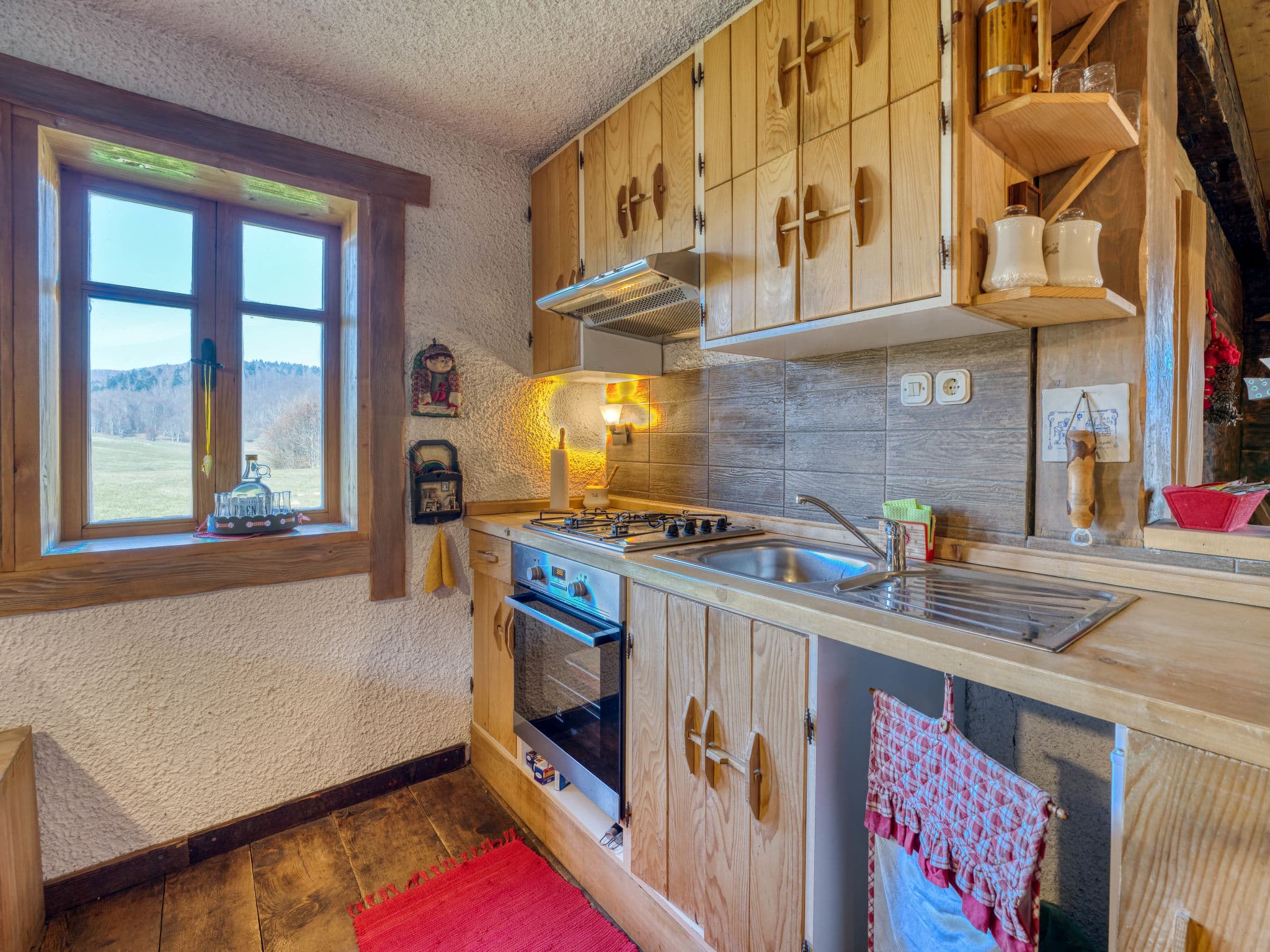 Kitchen / Dining Room
