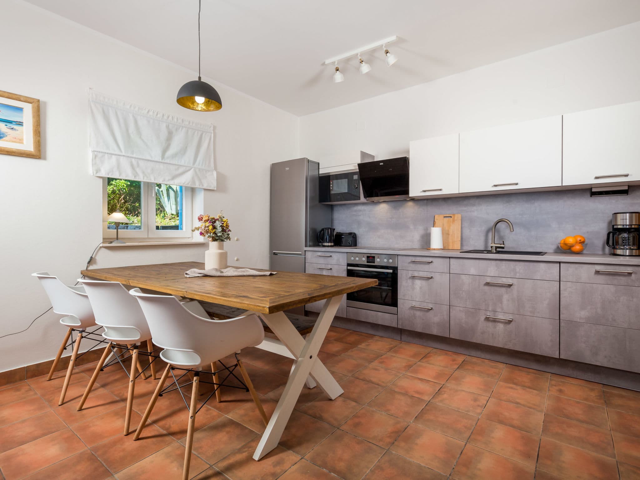 Kitchen / Dining Room