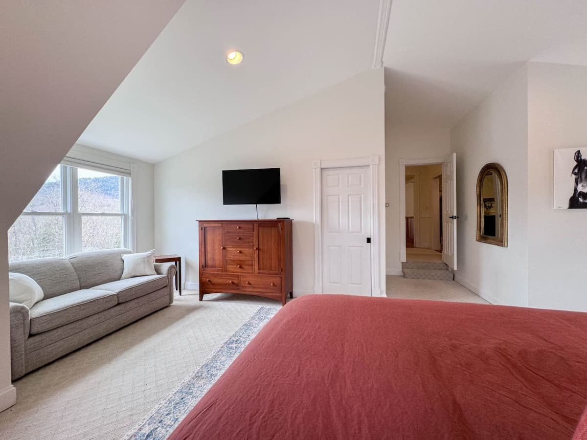 Gallery Image 53