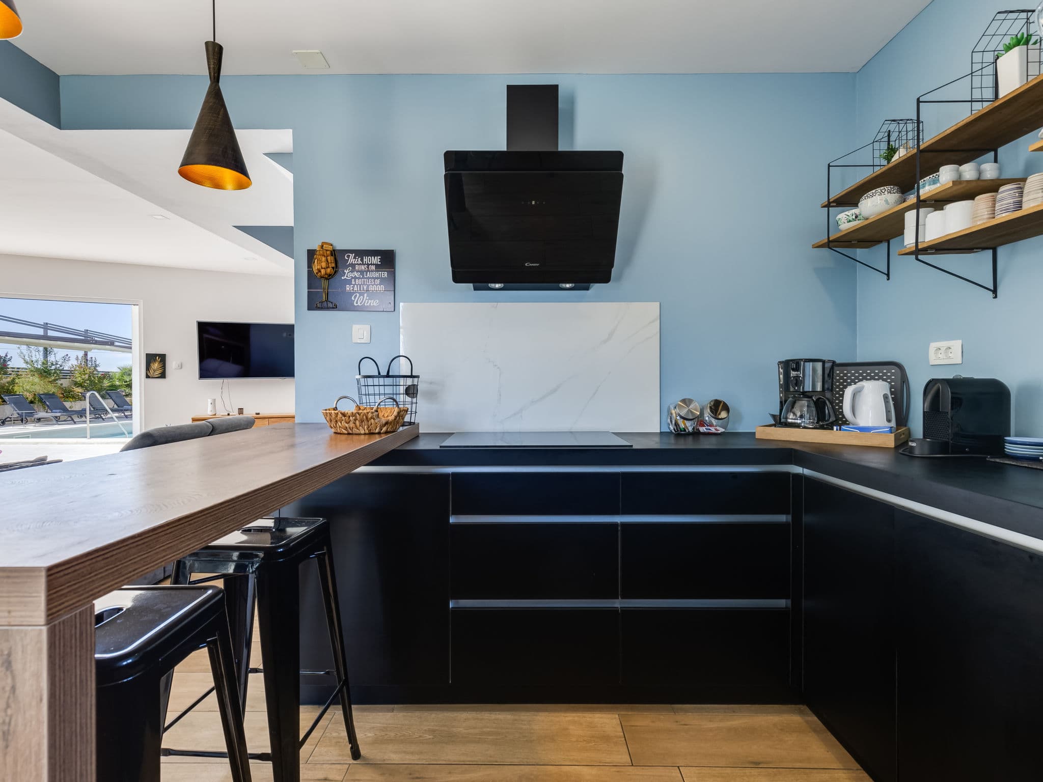 Kitchen / Dining Room