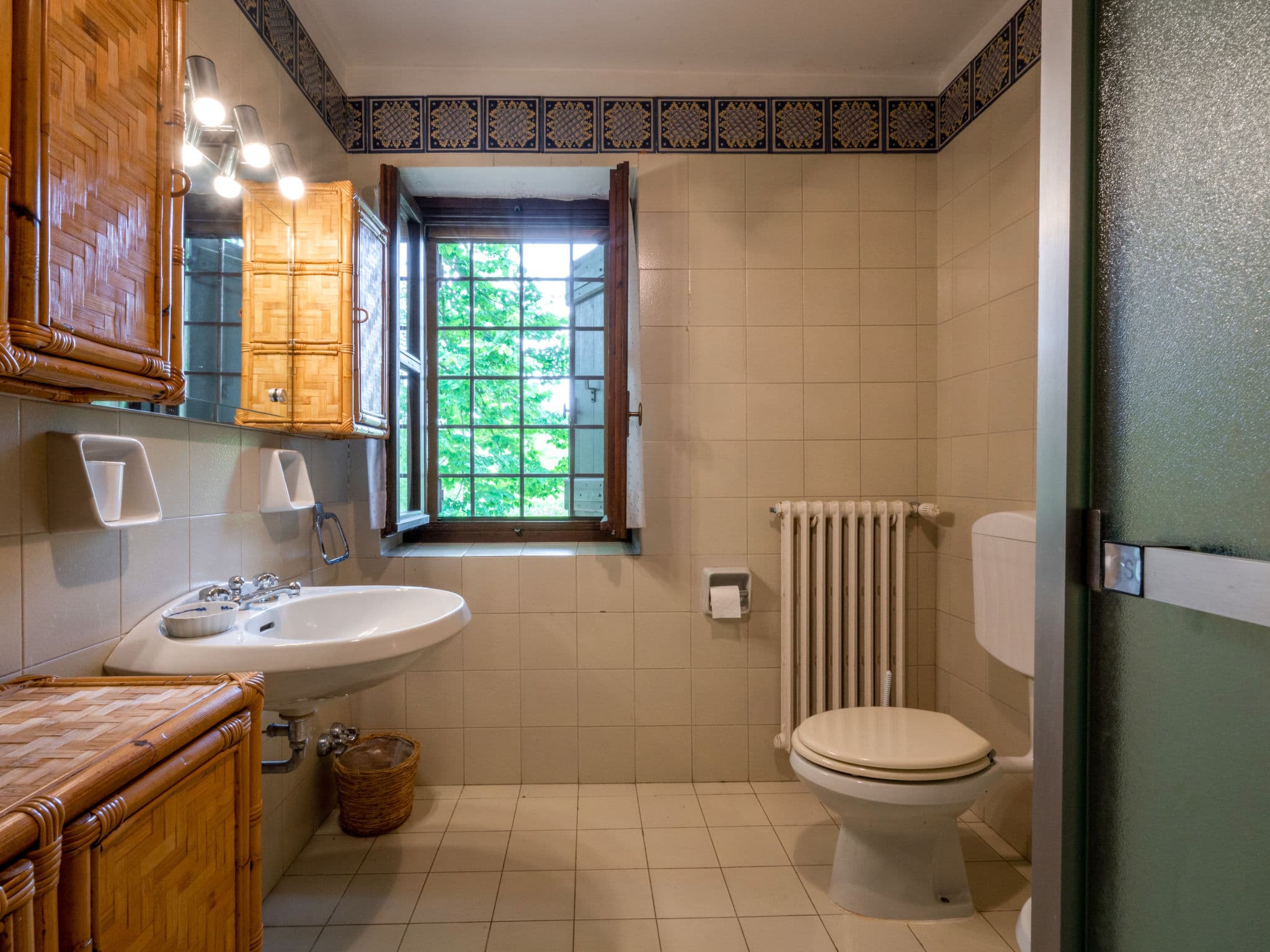 Bathroom / Wellness