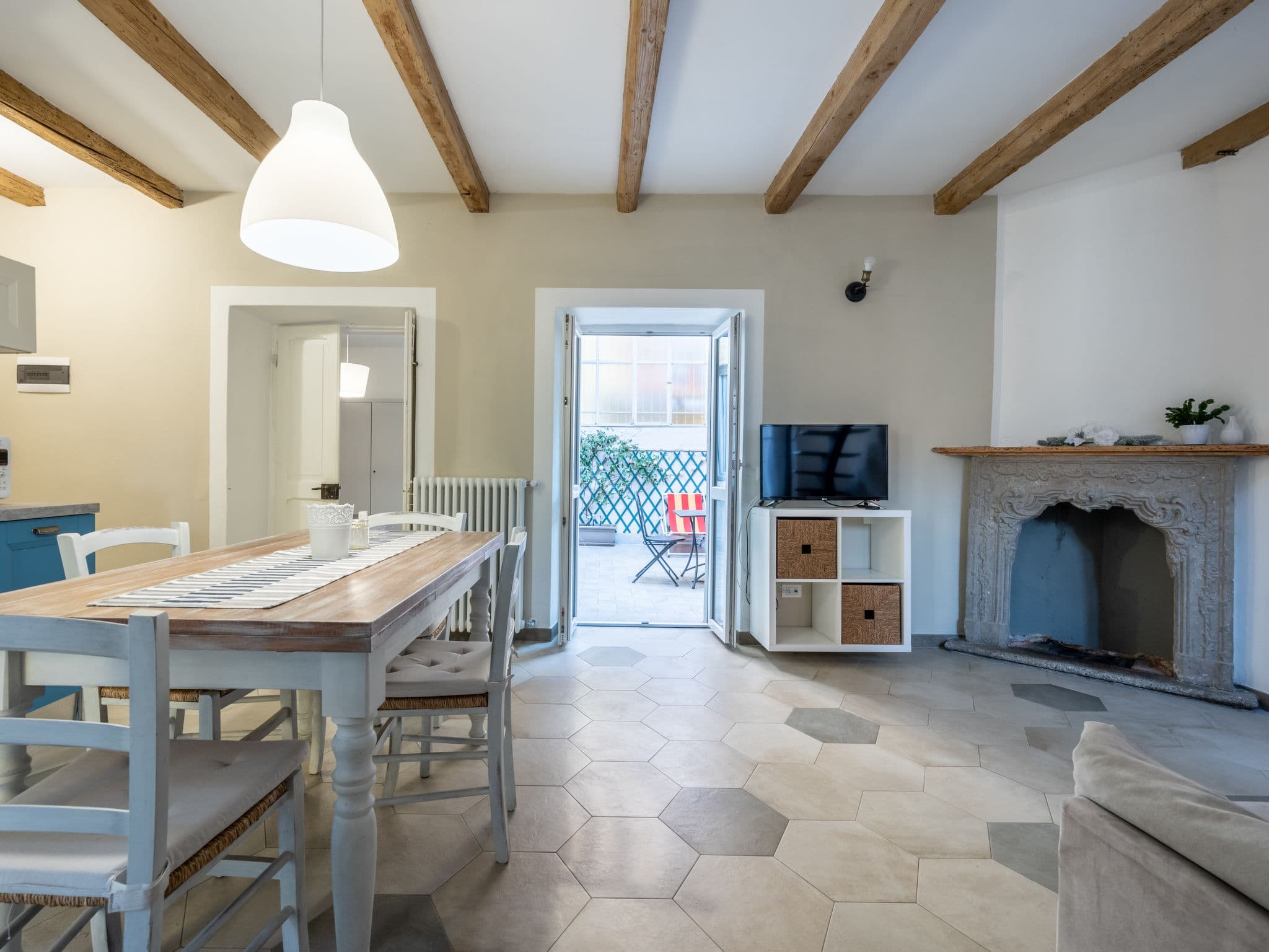 Kitchen / Dining Room