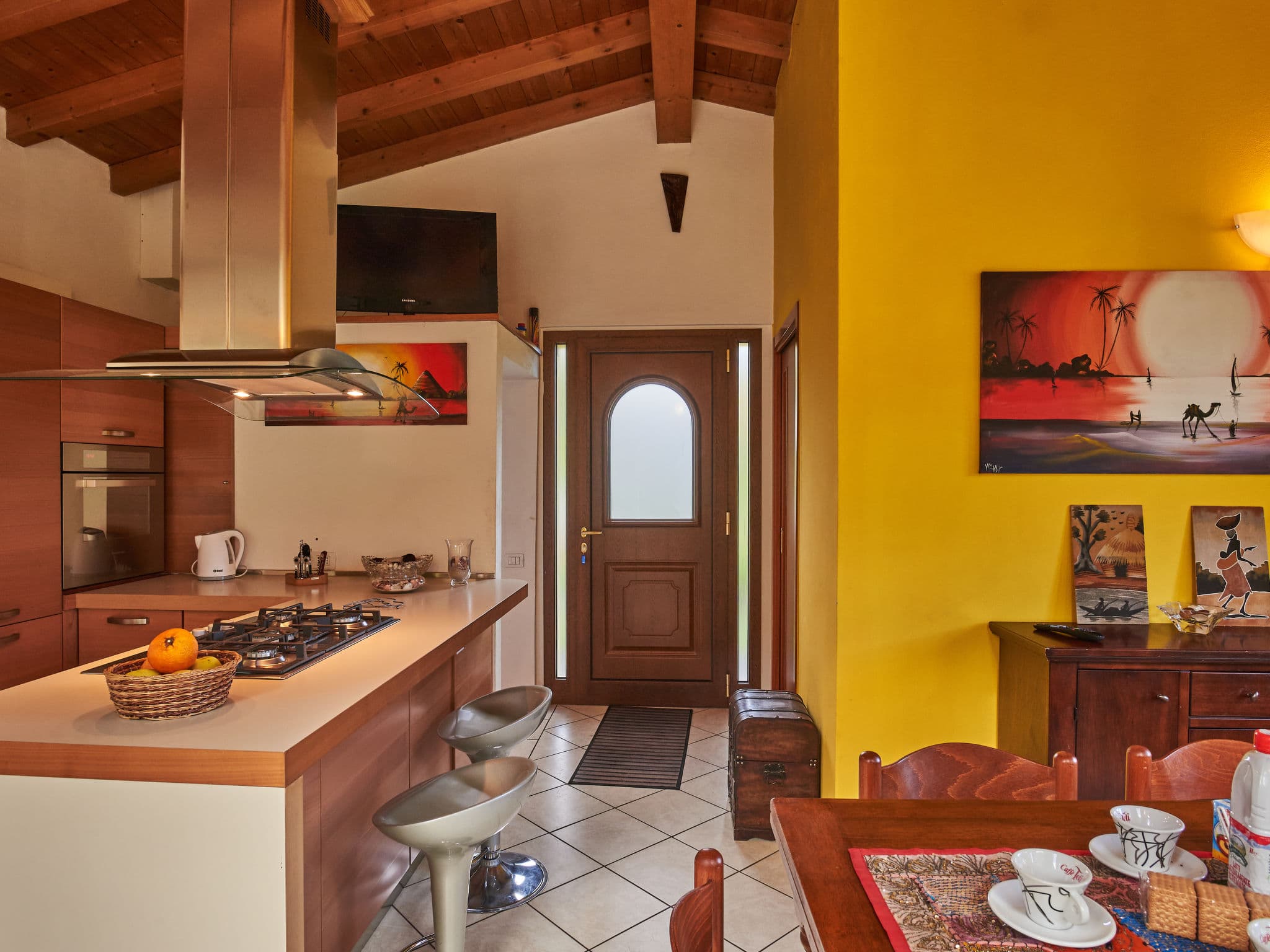 Kitchen / Dining Room