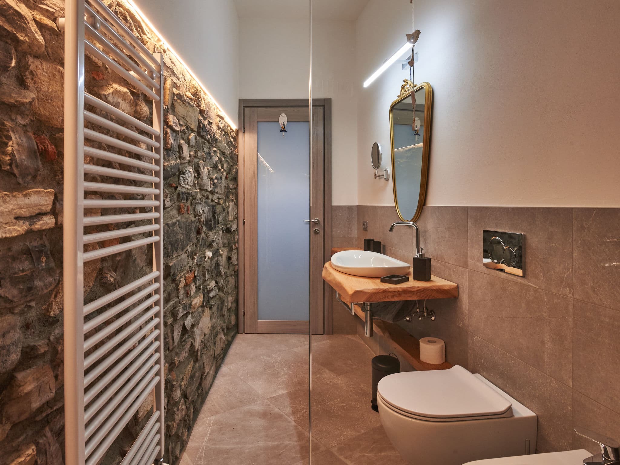 Bathroom / Wellness