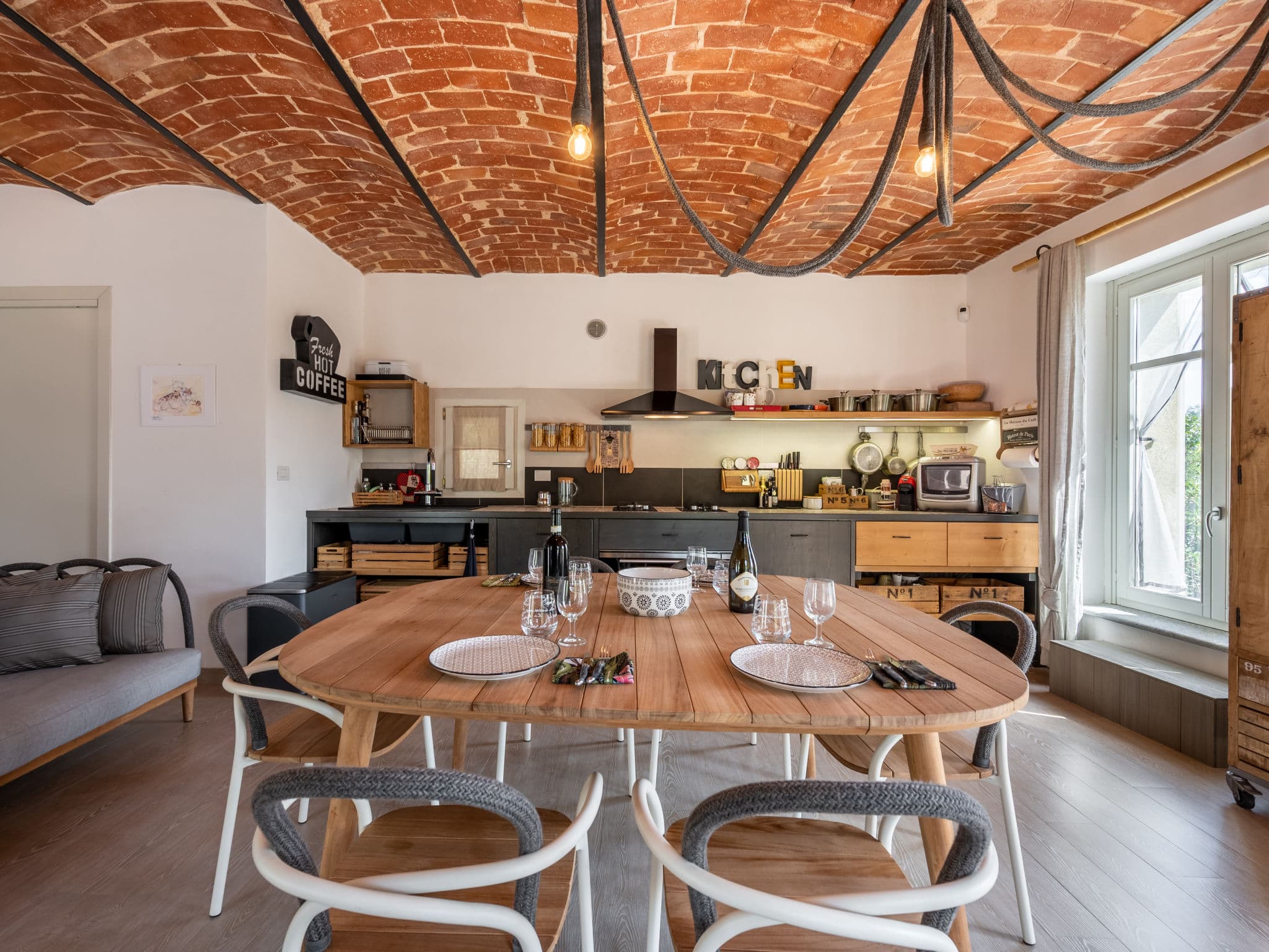 Kitchen / Dining Room