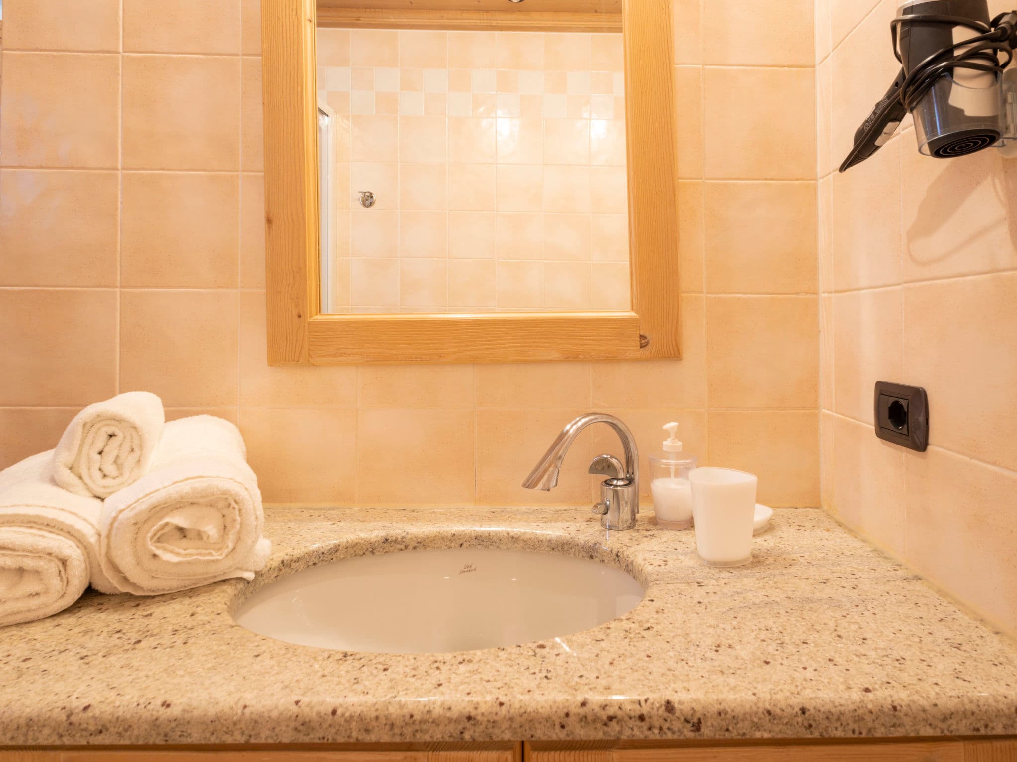 Bathroom / Wellness
