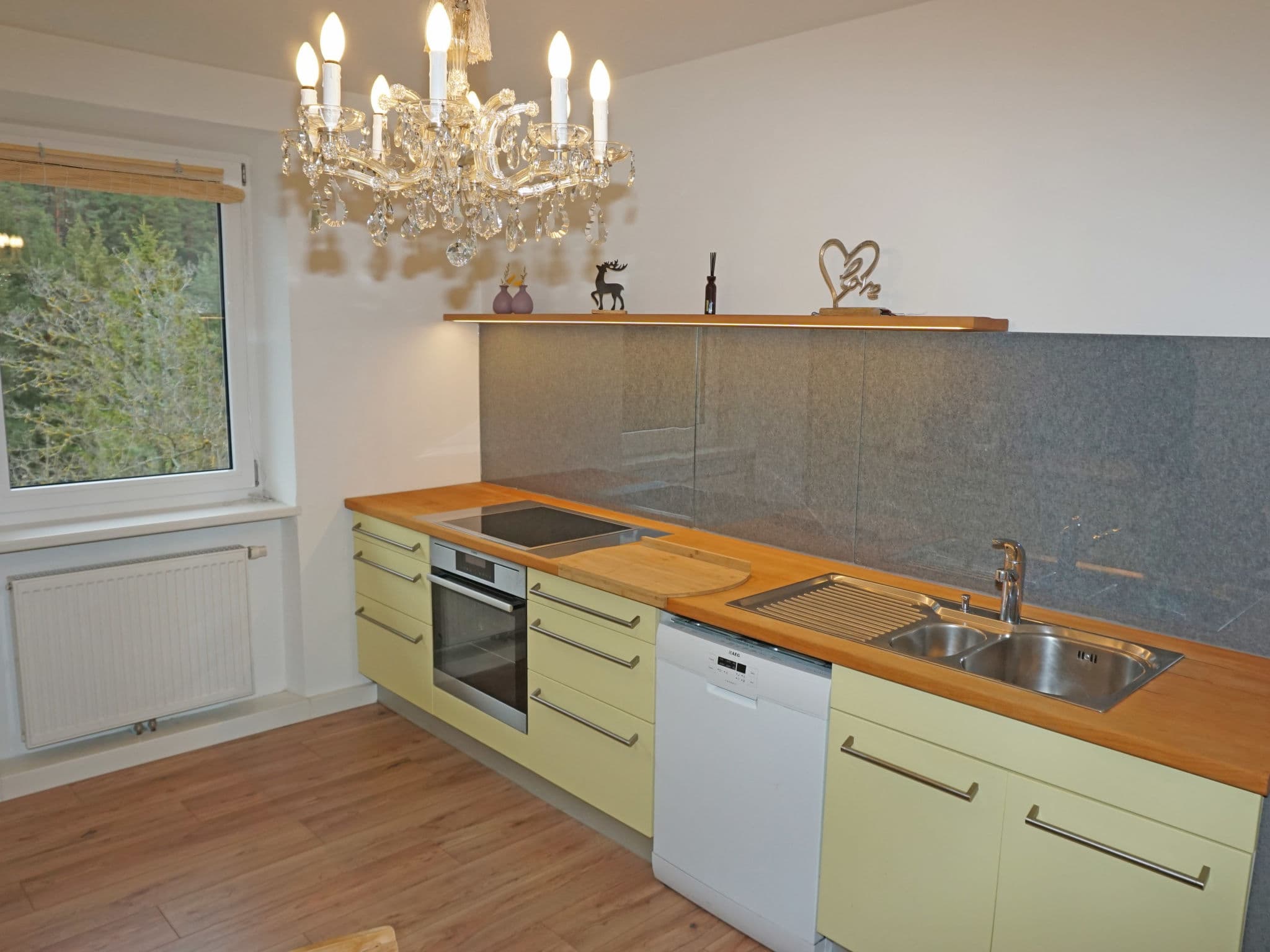 Kitchen / Dining Room