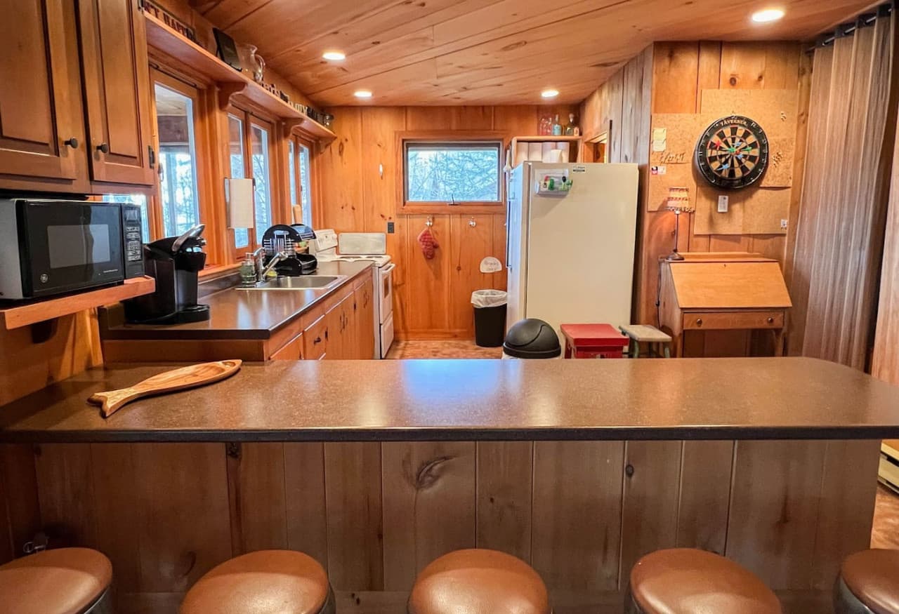 Kitchen with everything you need to cook a meal!