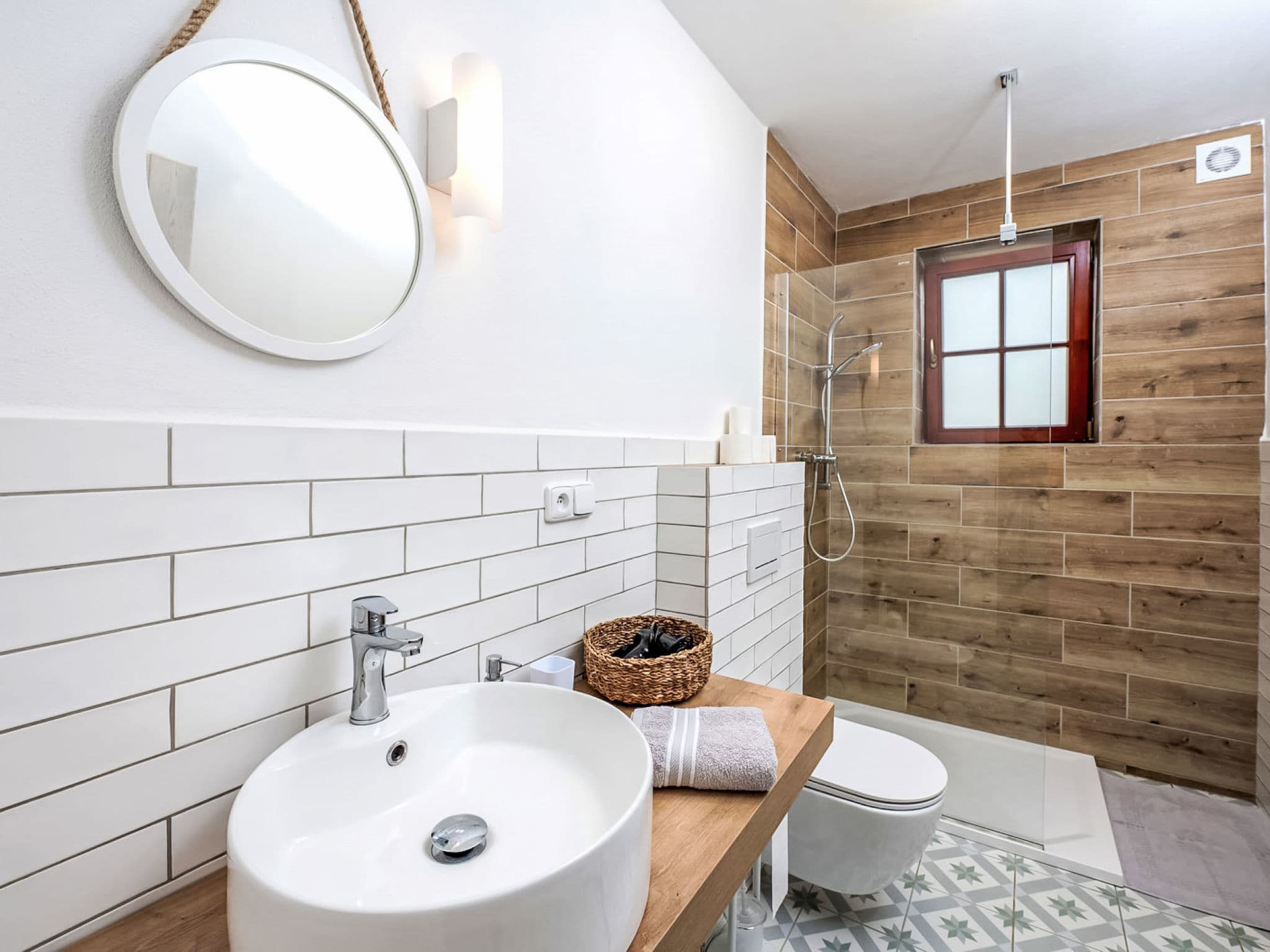 Bathroom / Wellness