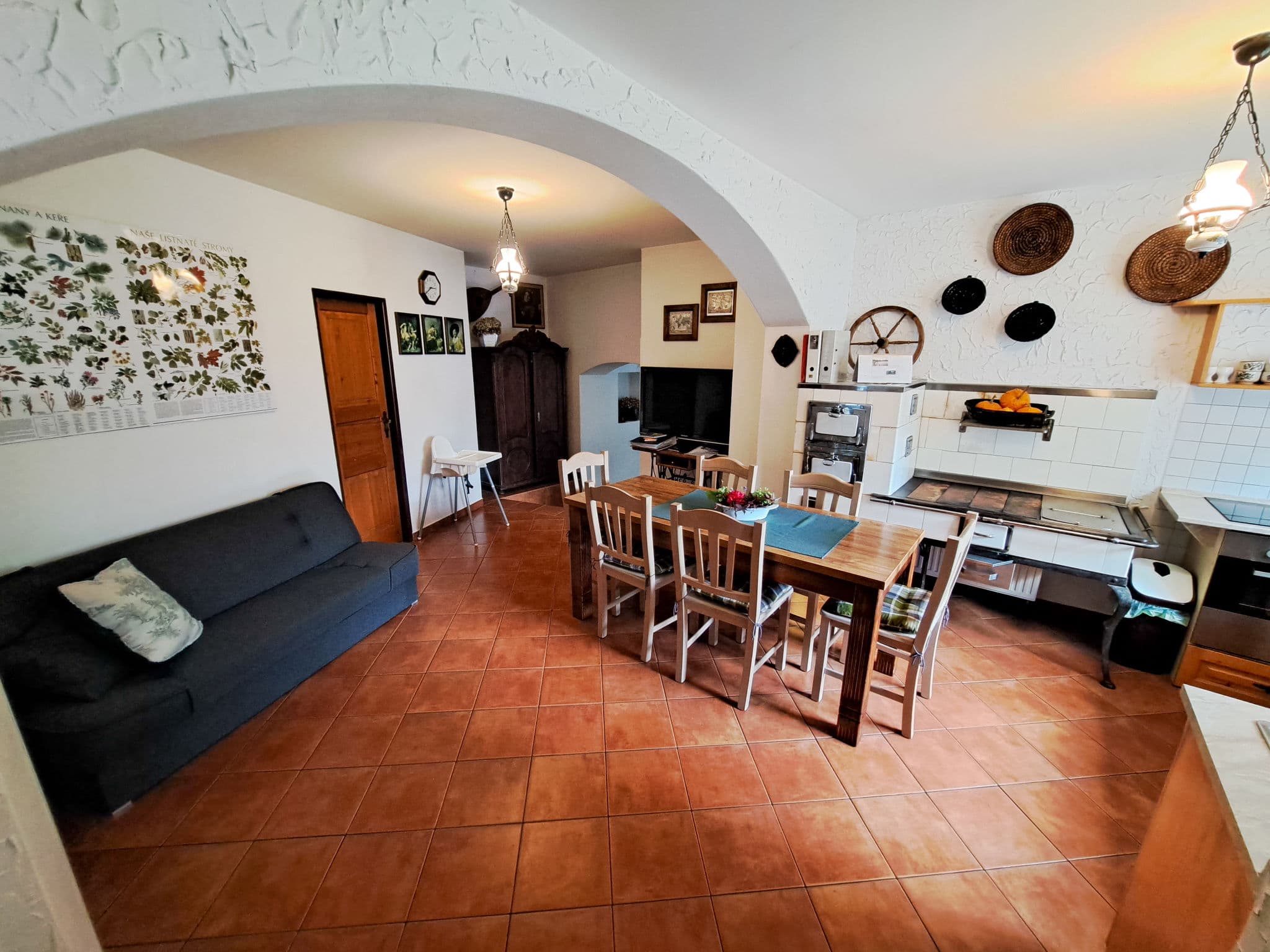 Kitchen / Dining Room
