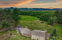 October Farm | 1810 Farmhouse set on 30+ Acres