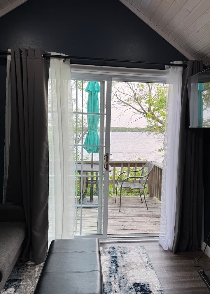 Beachfront Cabin w/ Deck & Grill • W Battle Lake