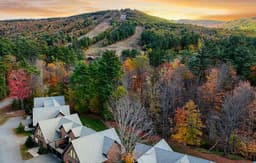 Alpine Sky | Walk to Cranmore & Downtown, Hot Tub